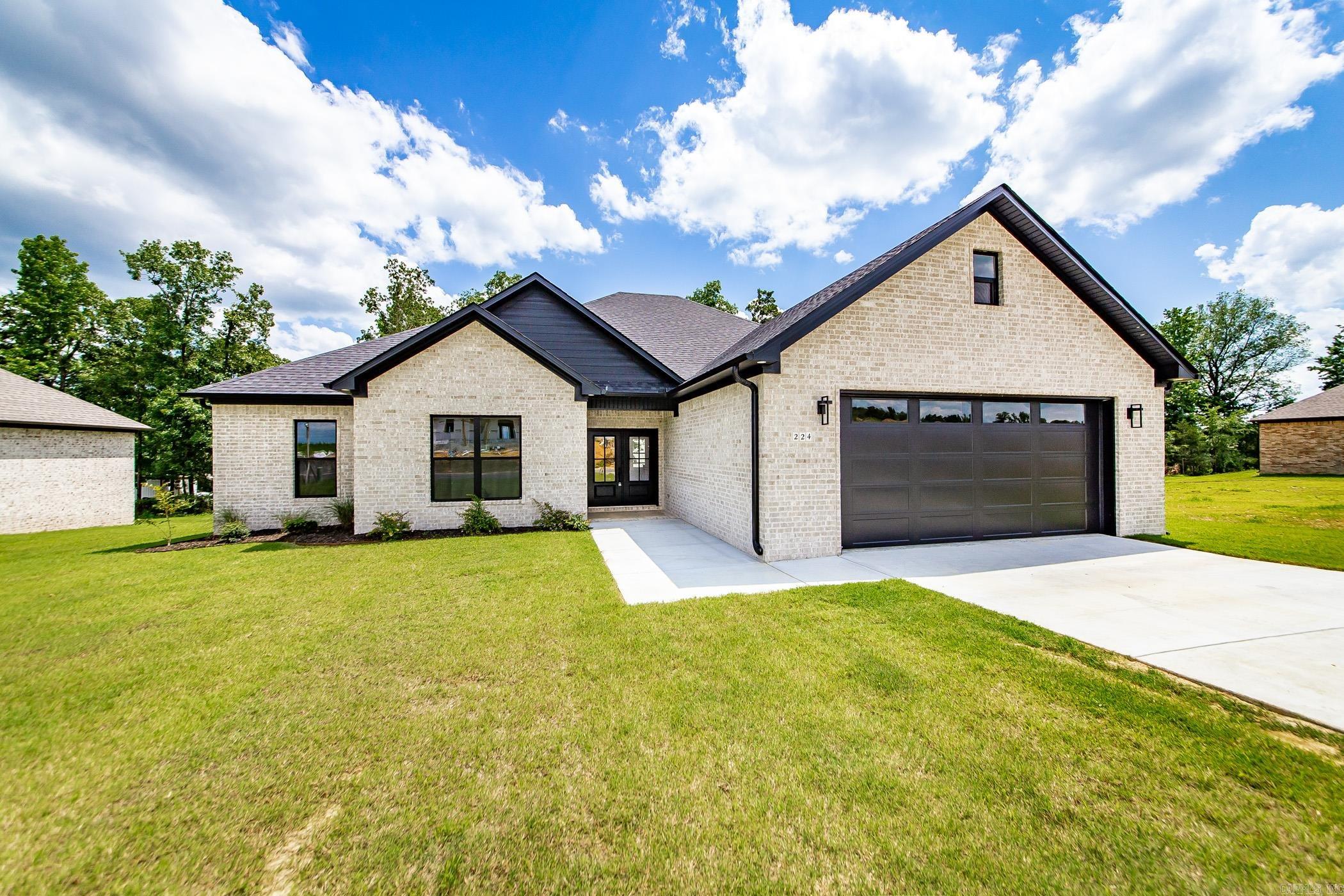 HIDDEN VALLEY ESTATES - Residential