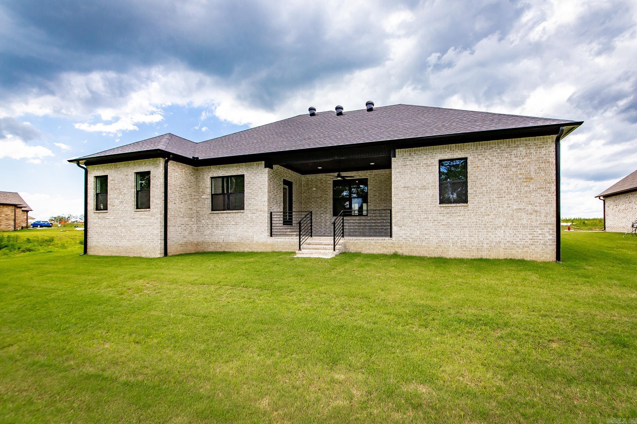 HIDDEN VALLEY ESTATES - Residential