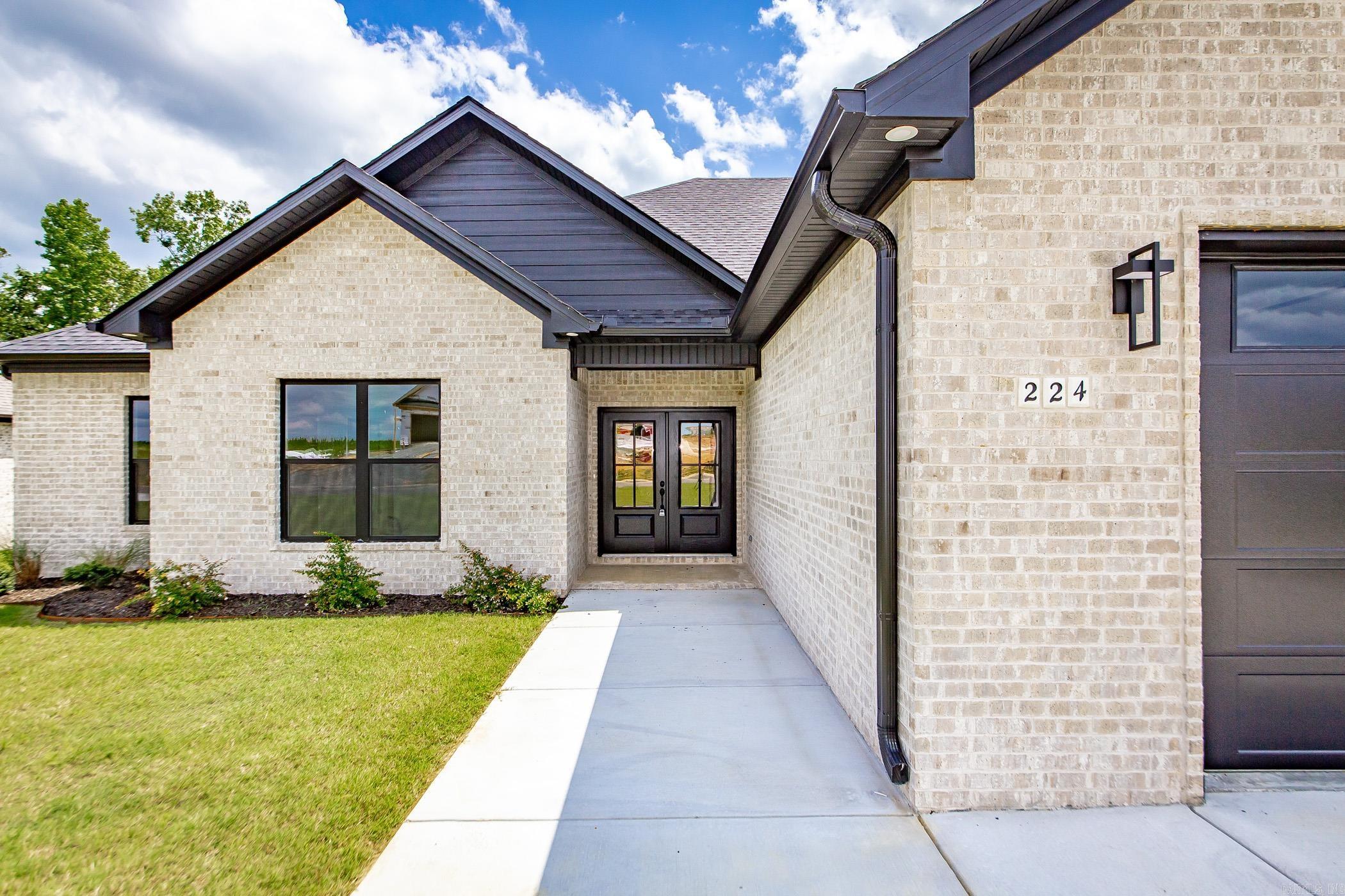 HIDDEN VALLEY ESTATES - Residential