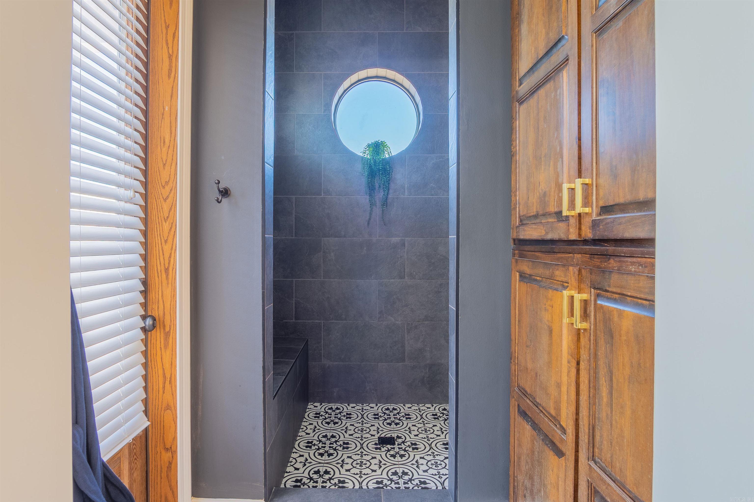 GREYSTONE - Residential