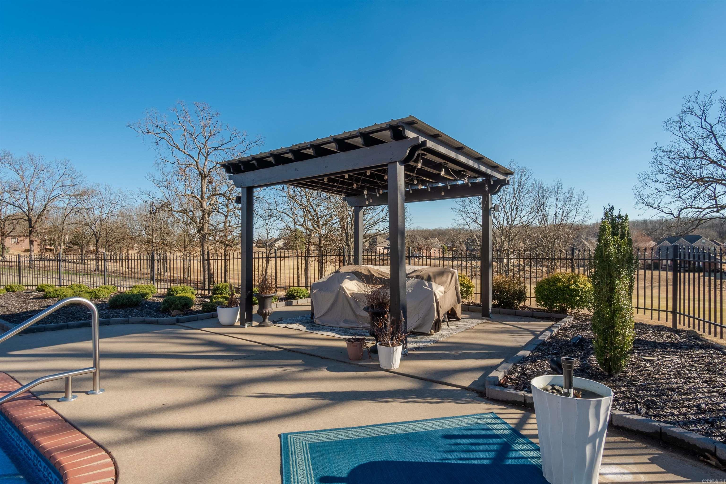 GREYSTONE - Residential