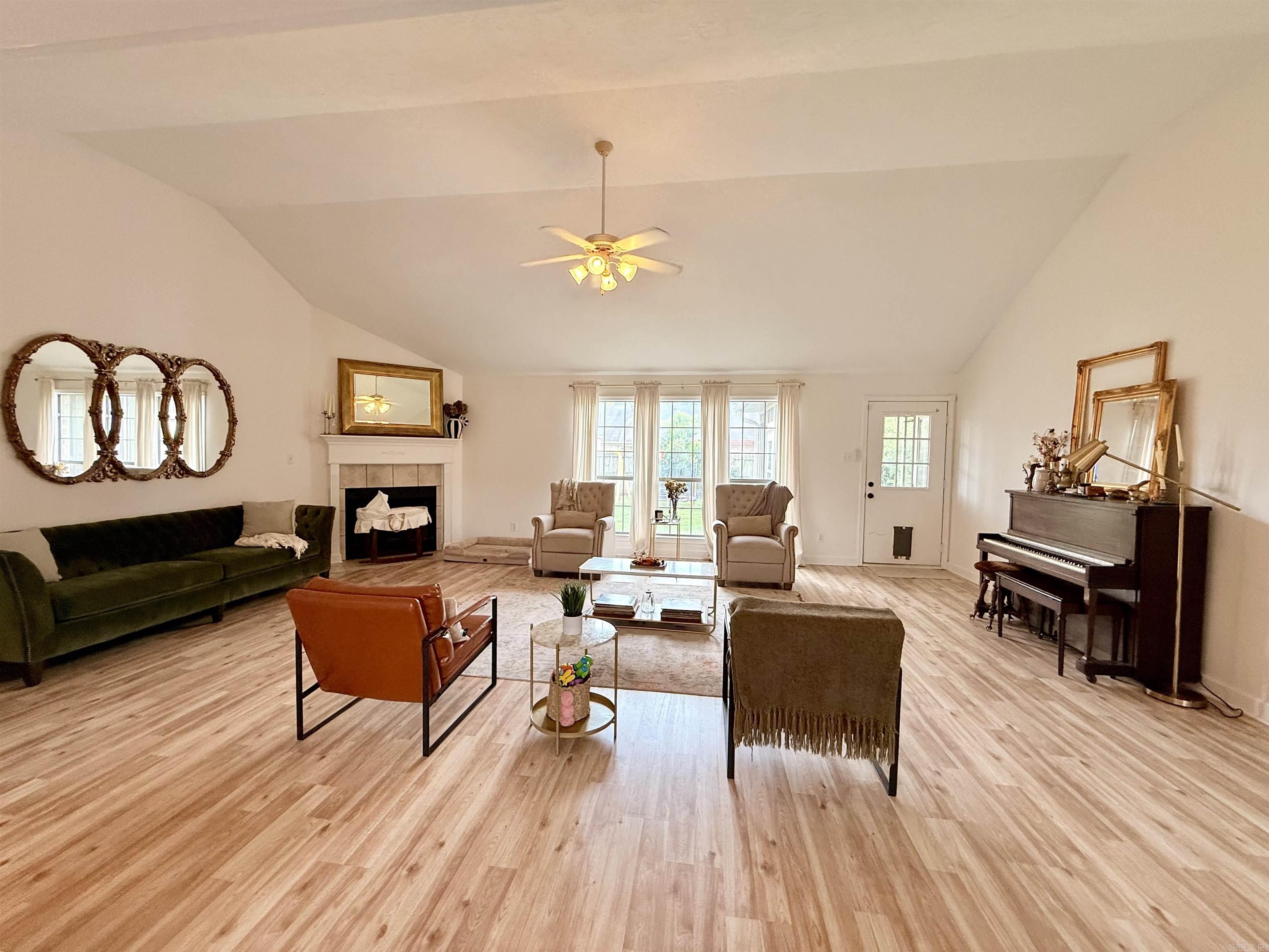 TURTLE CREEK - Residential