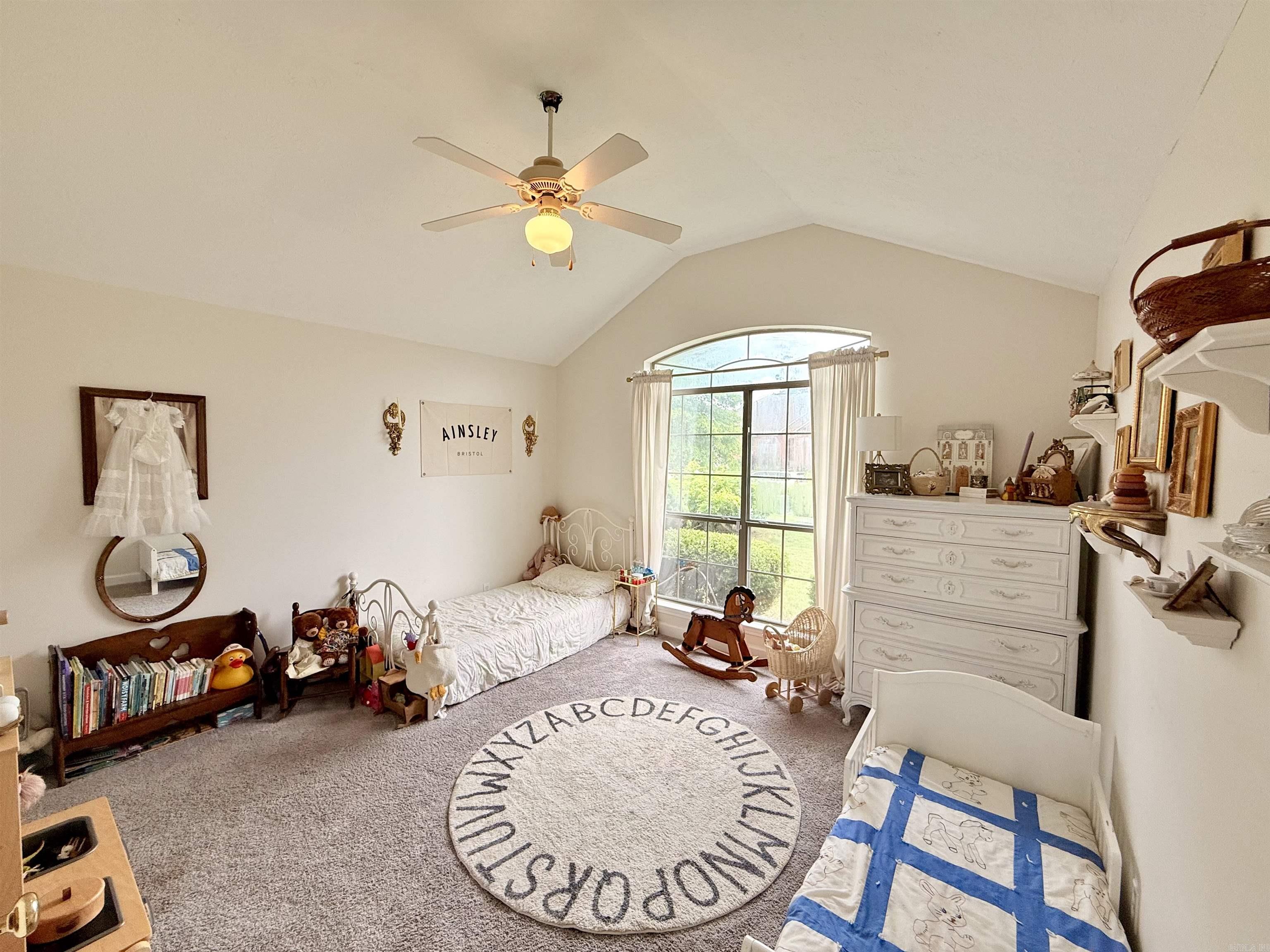 TURTLE CREEK - Residential