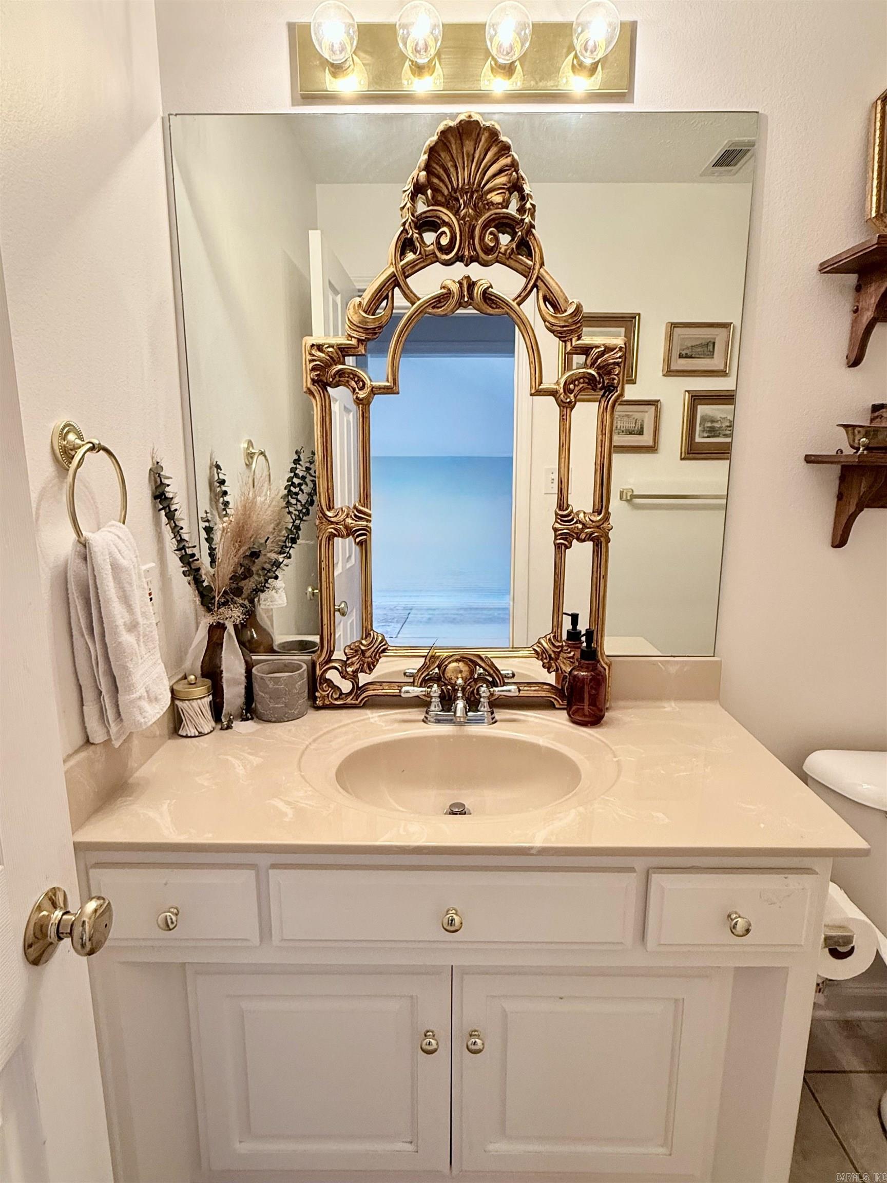 TURTLE CREEK - Residential