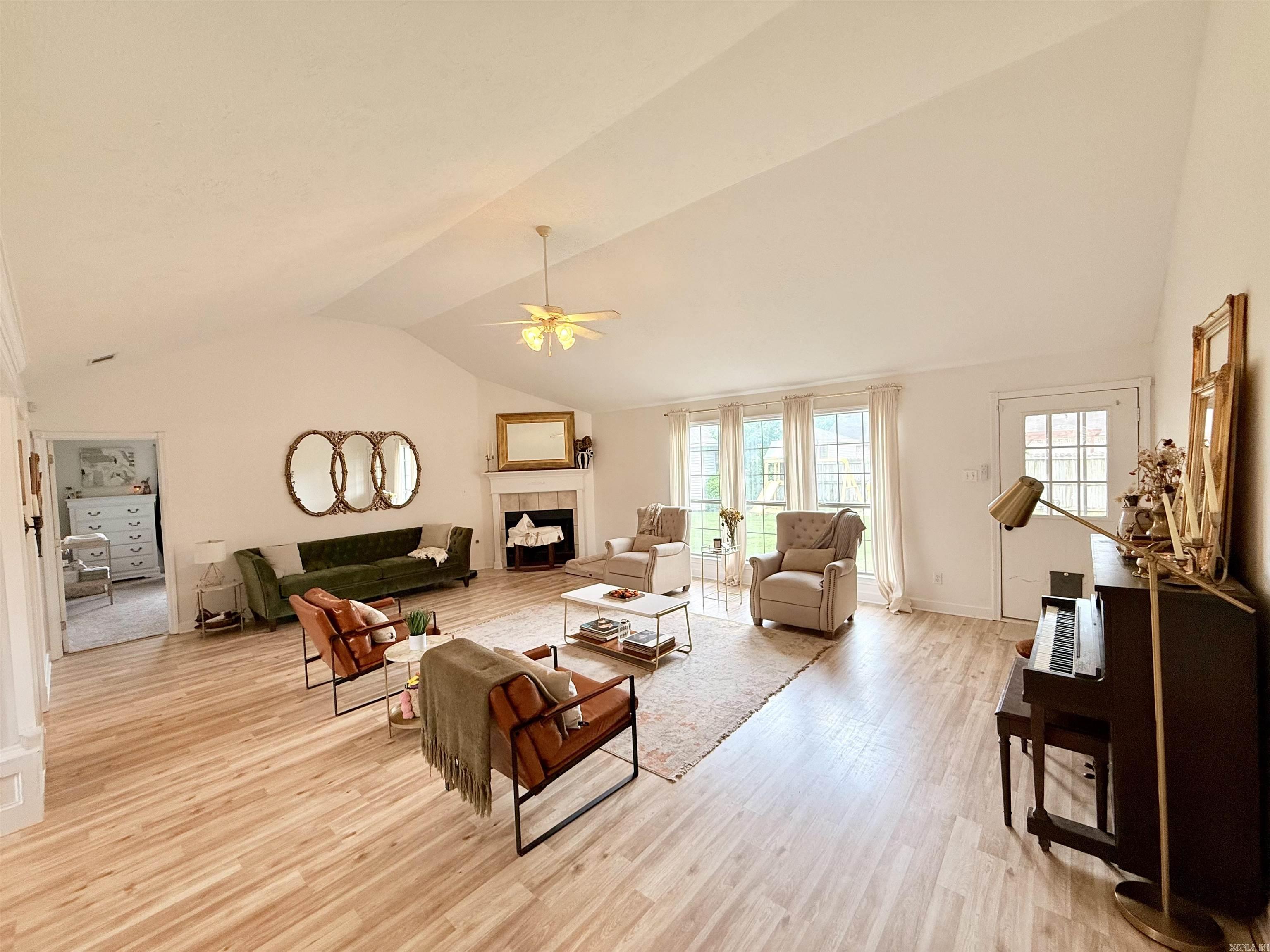 TURTLE CREEK - Residential