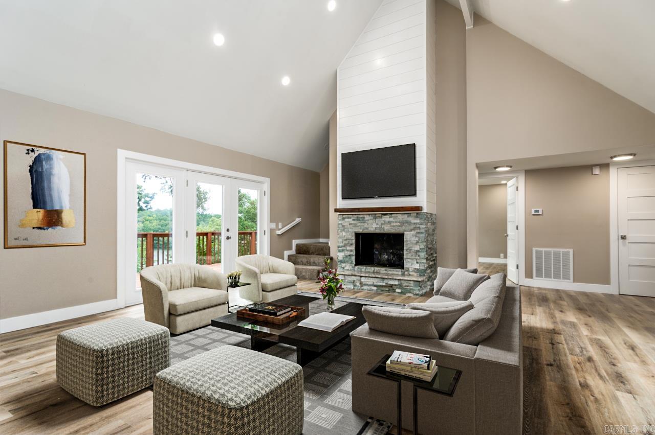 DIAMONDHEAD - Residential