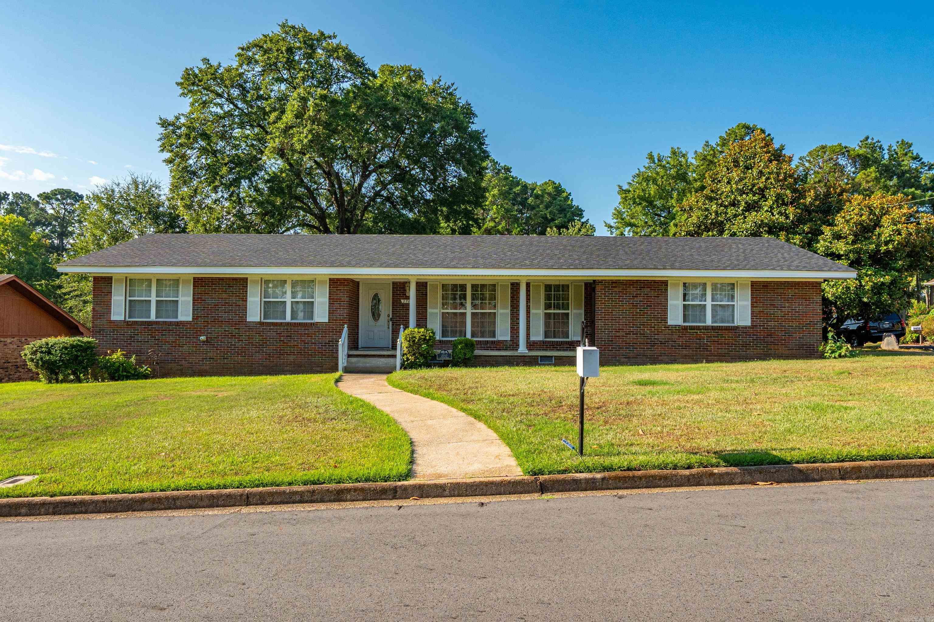 This home was loved and well maintained by the same family for 40+ years and now ready for the next chapter. Come see this 3 bedroom, 2 bath home conveniently located at the corner of Lynwood and 29th Street. Granite countertops, appliances and home generator. Lots of outside storage and spacious patio. New roof.