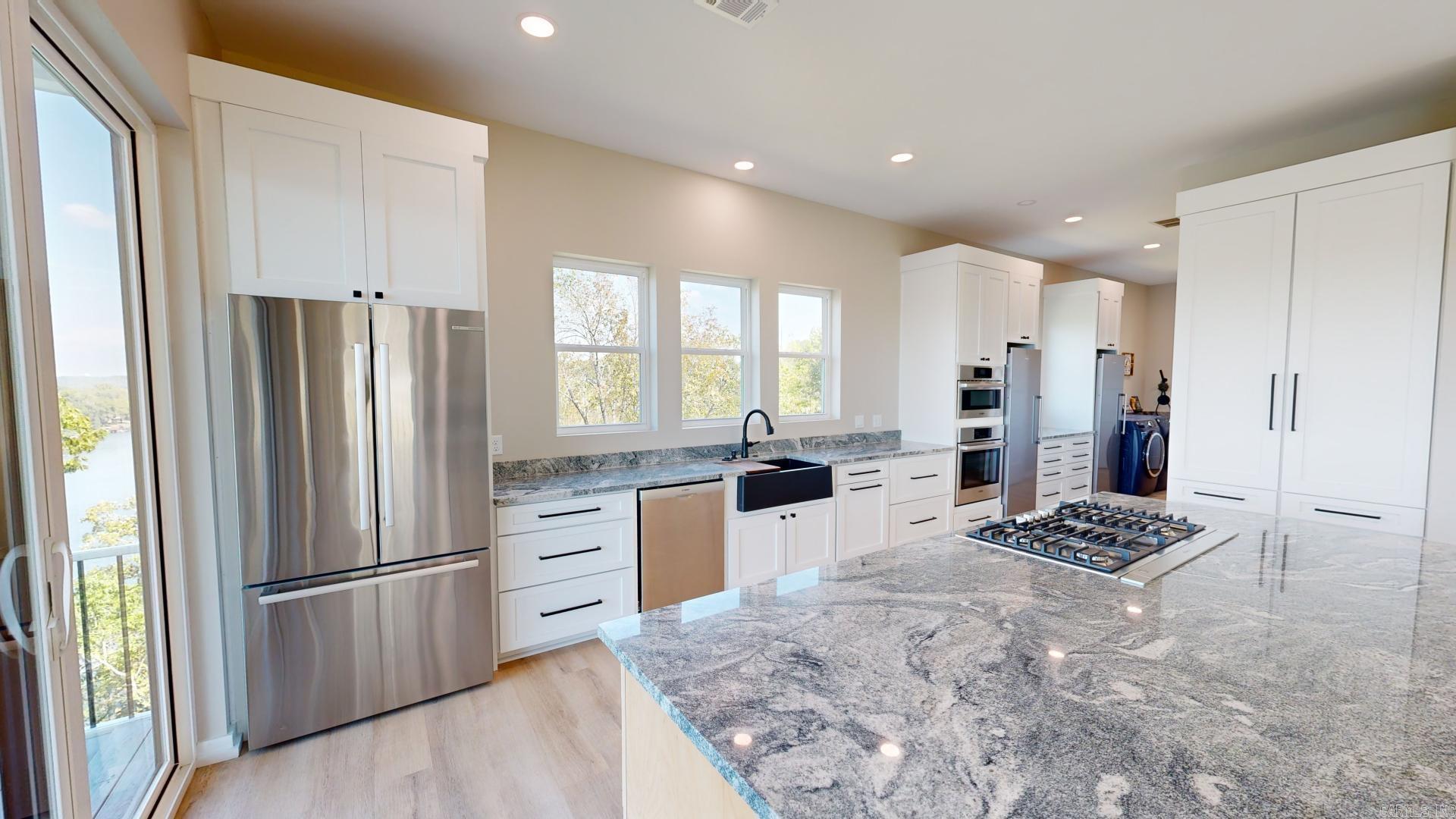 DIAMONDHEAD - Residential