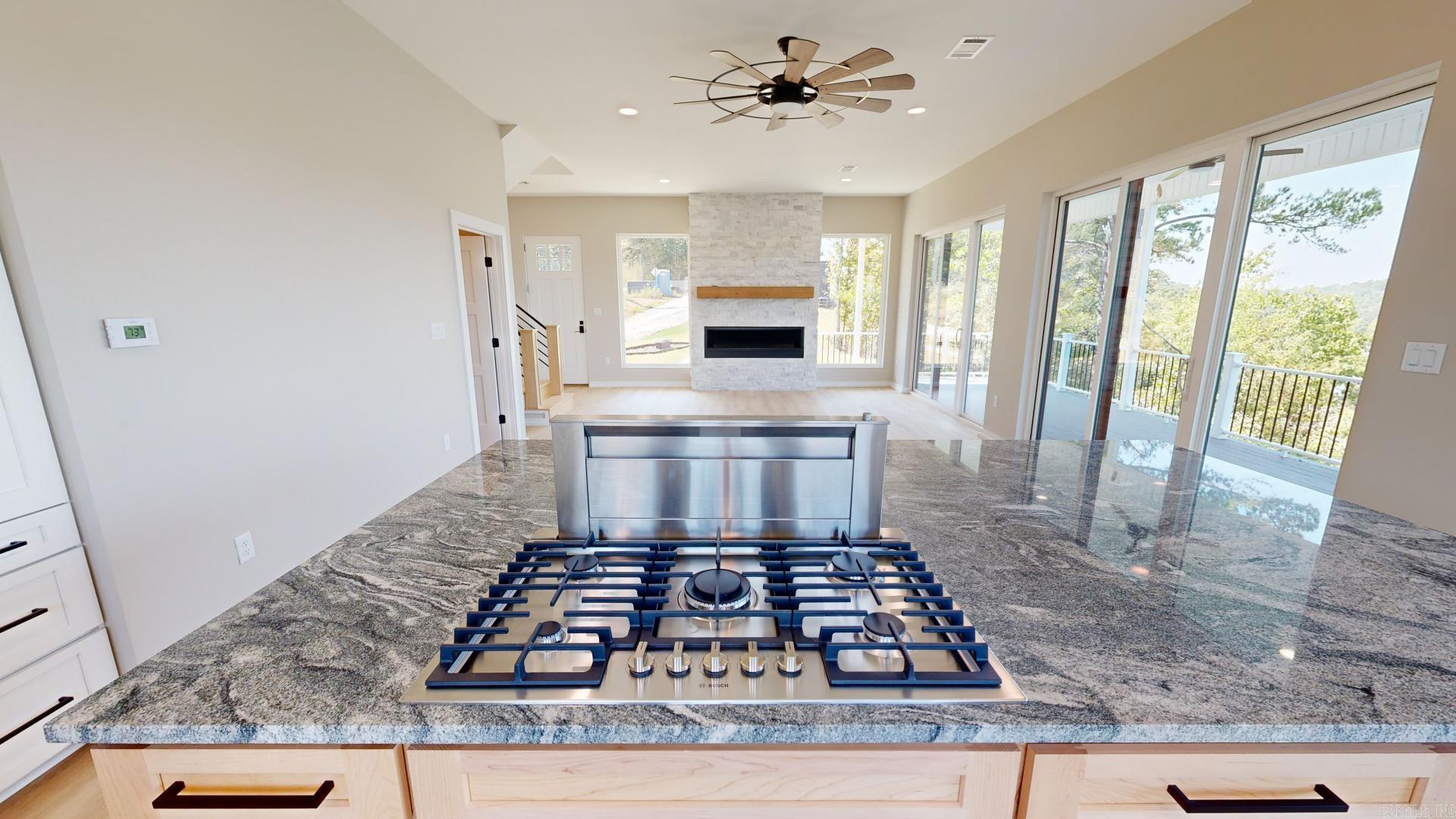 DIAMONDHEAD - Residential