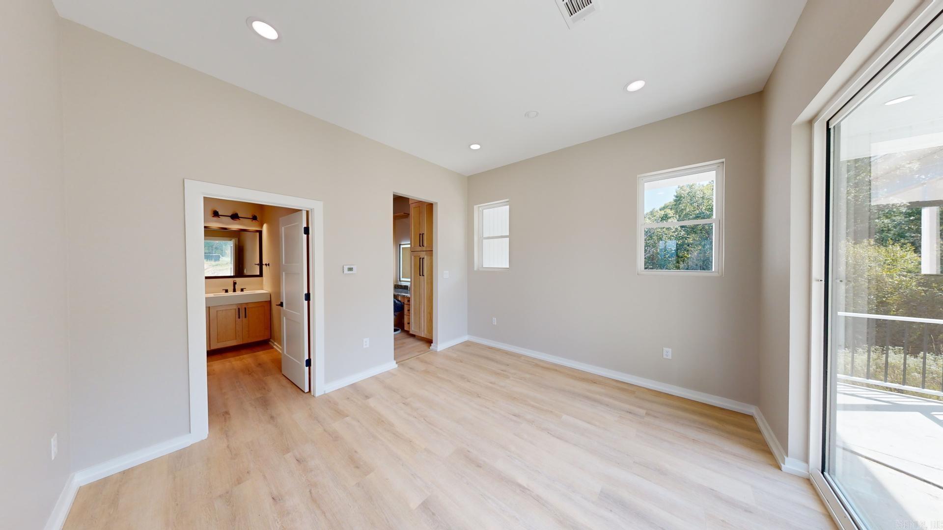 DIAMONDHEAD - Residential