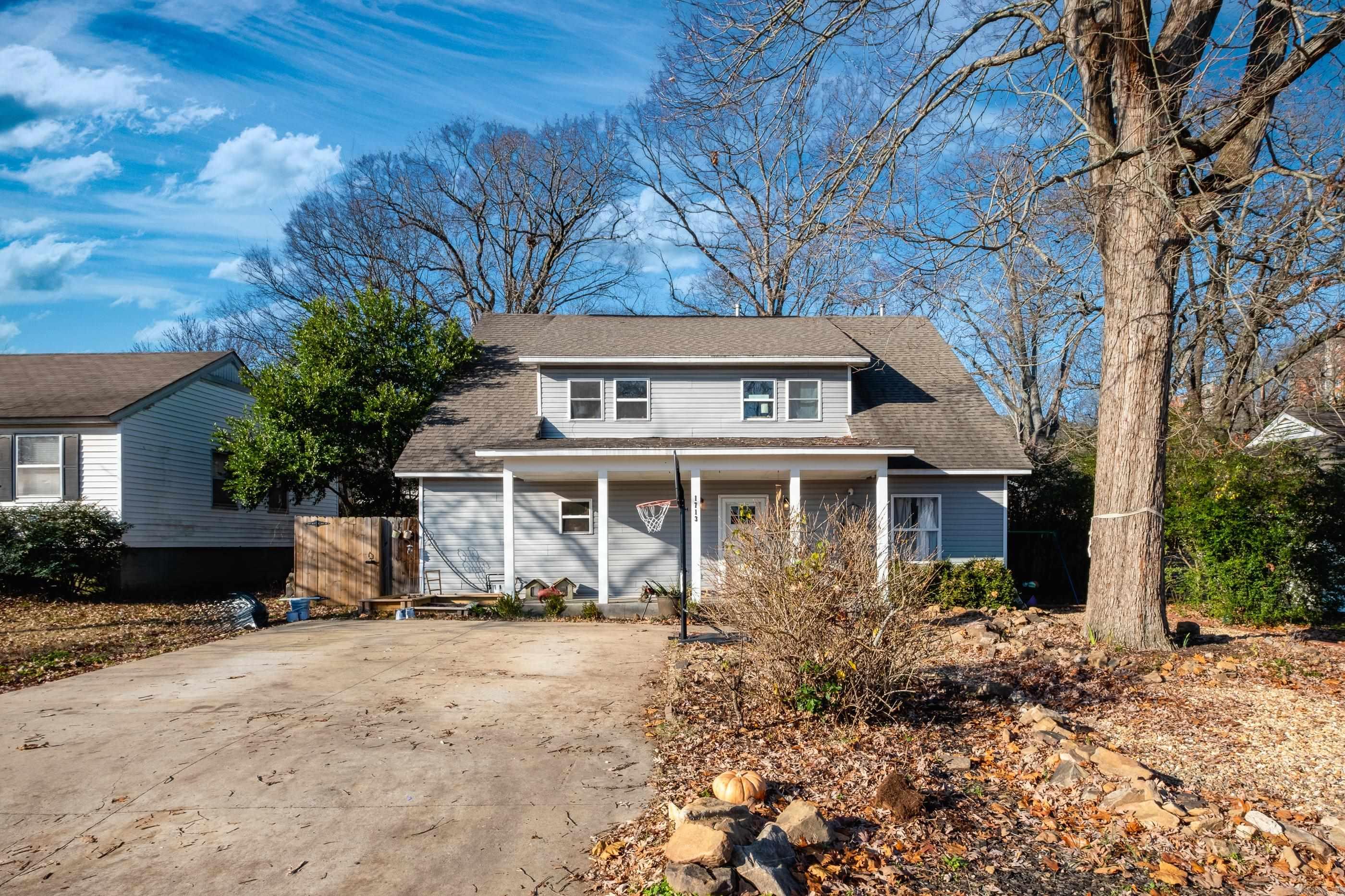 RIVERSIDE PLOT - Residential