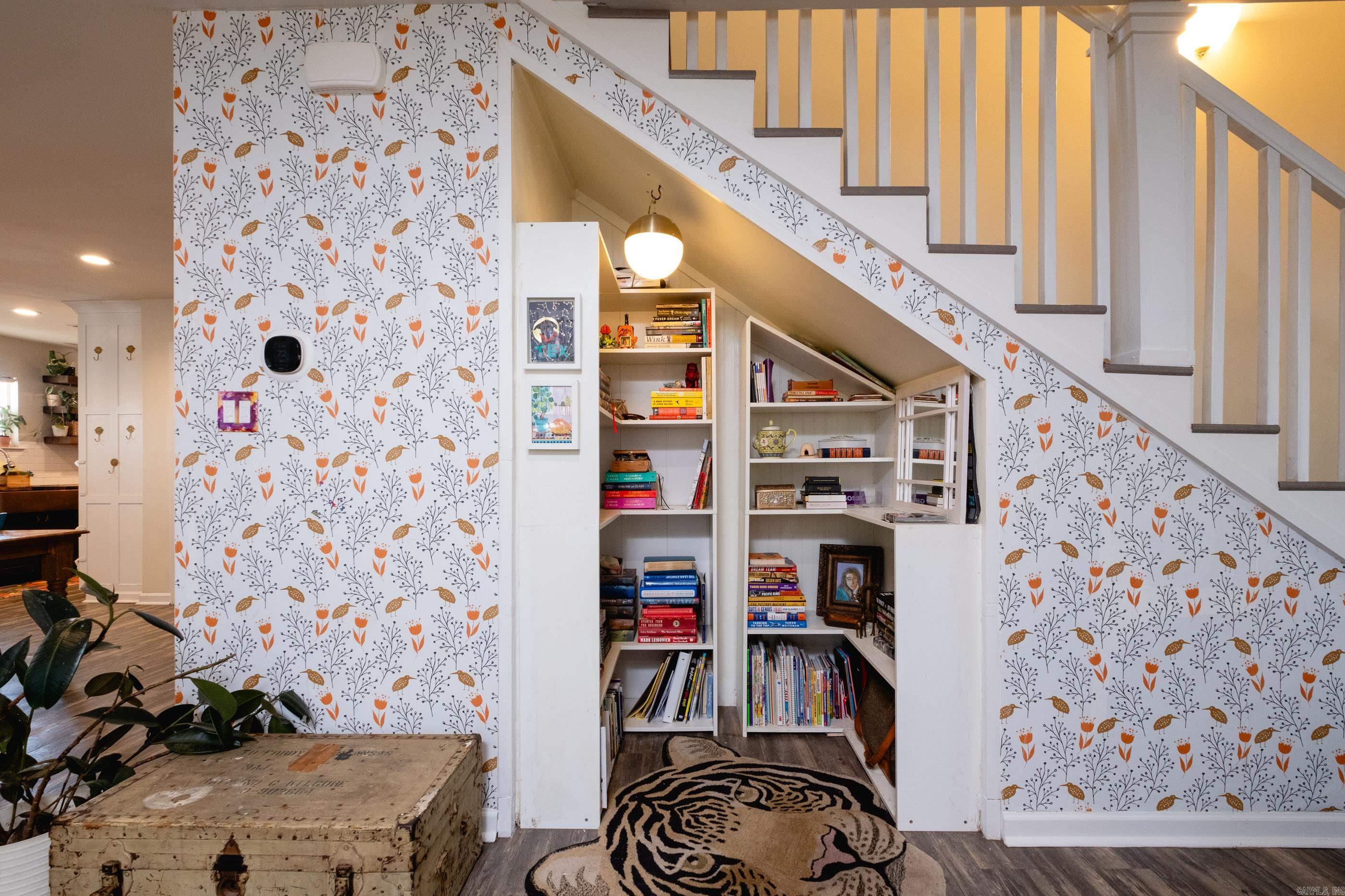 RIVERSIDE PLOT - Residential