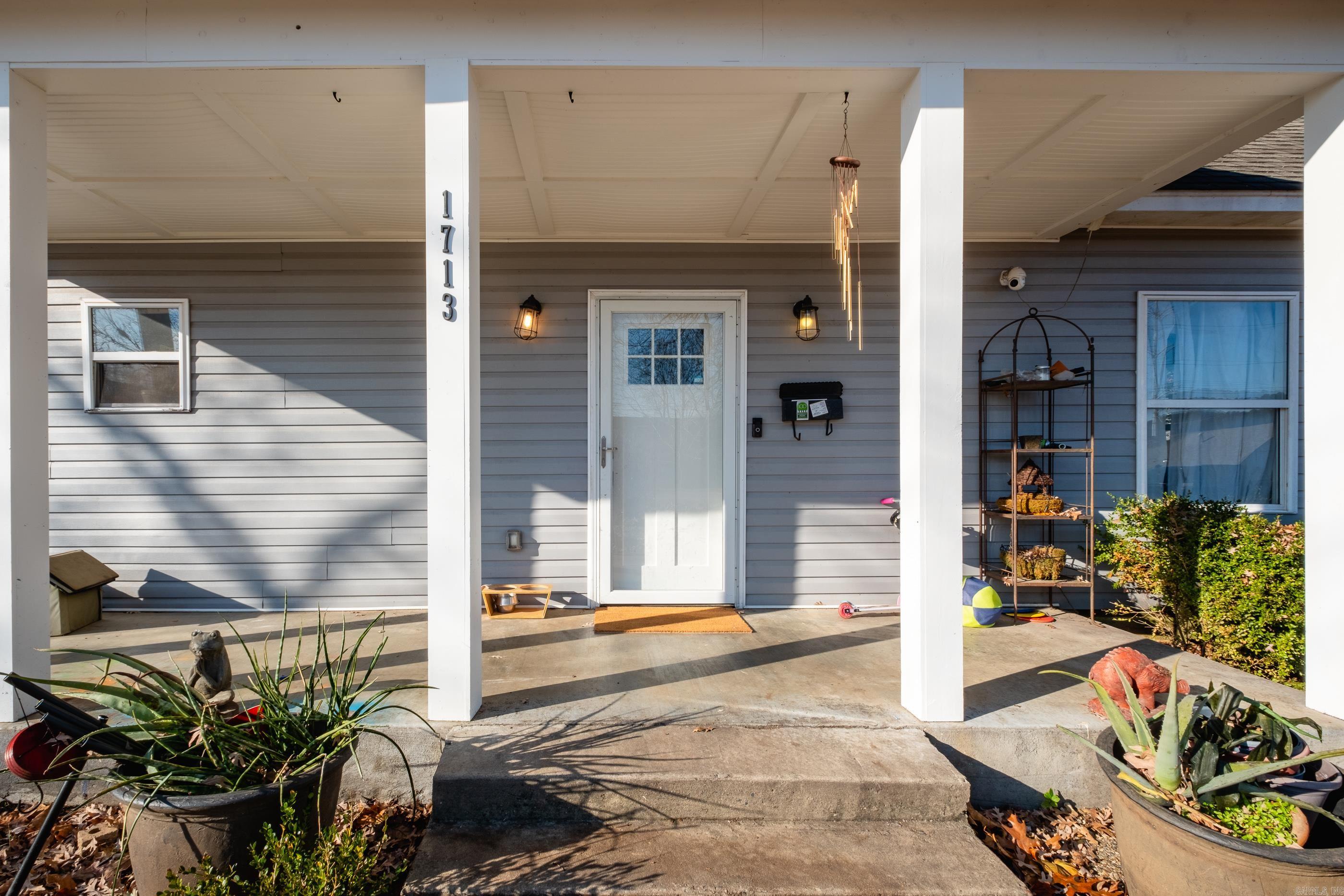 RIVERSIDE PLOT - Residential