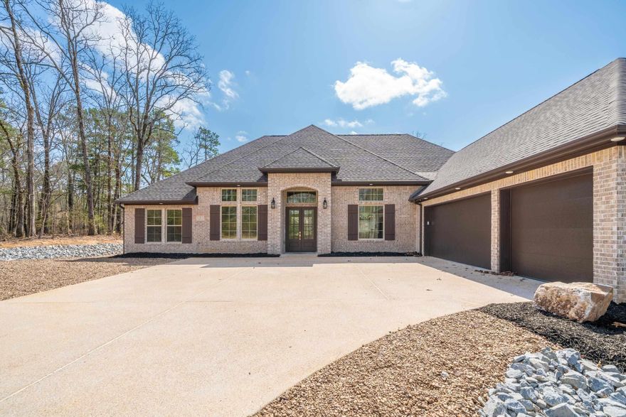 New Carriage Home on Diamante Golf Course and ready for immediate move-in