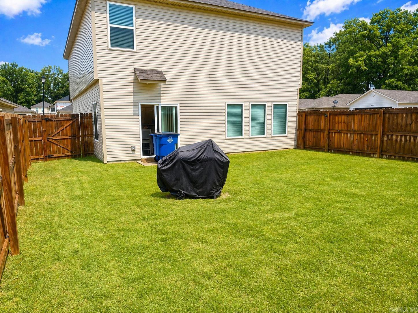 WHITE OAK CROSSING - Residential