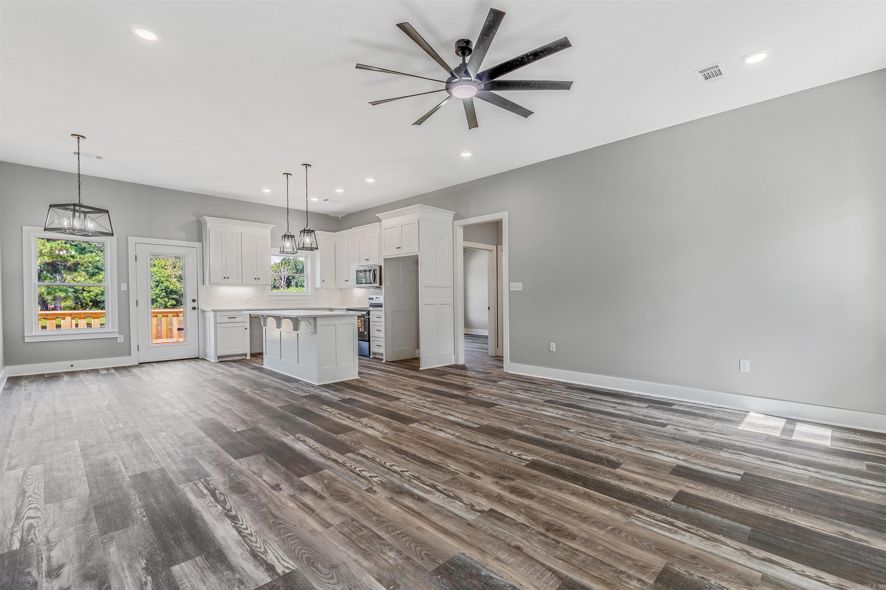 MTN. GROVE SUBDIVISION, PHASE 1 - Residential