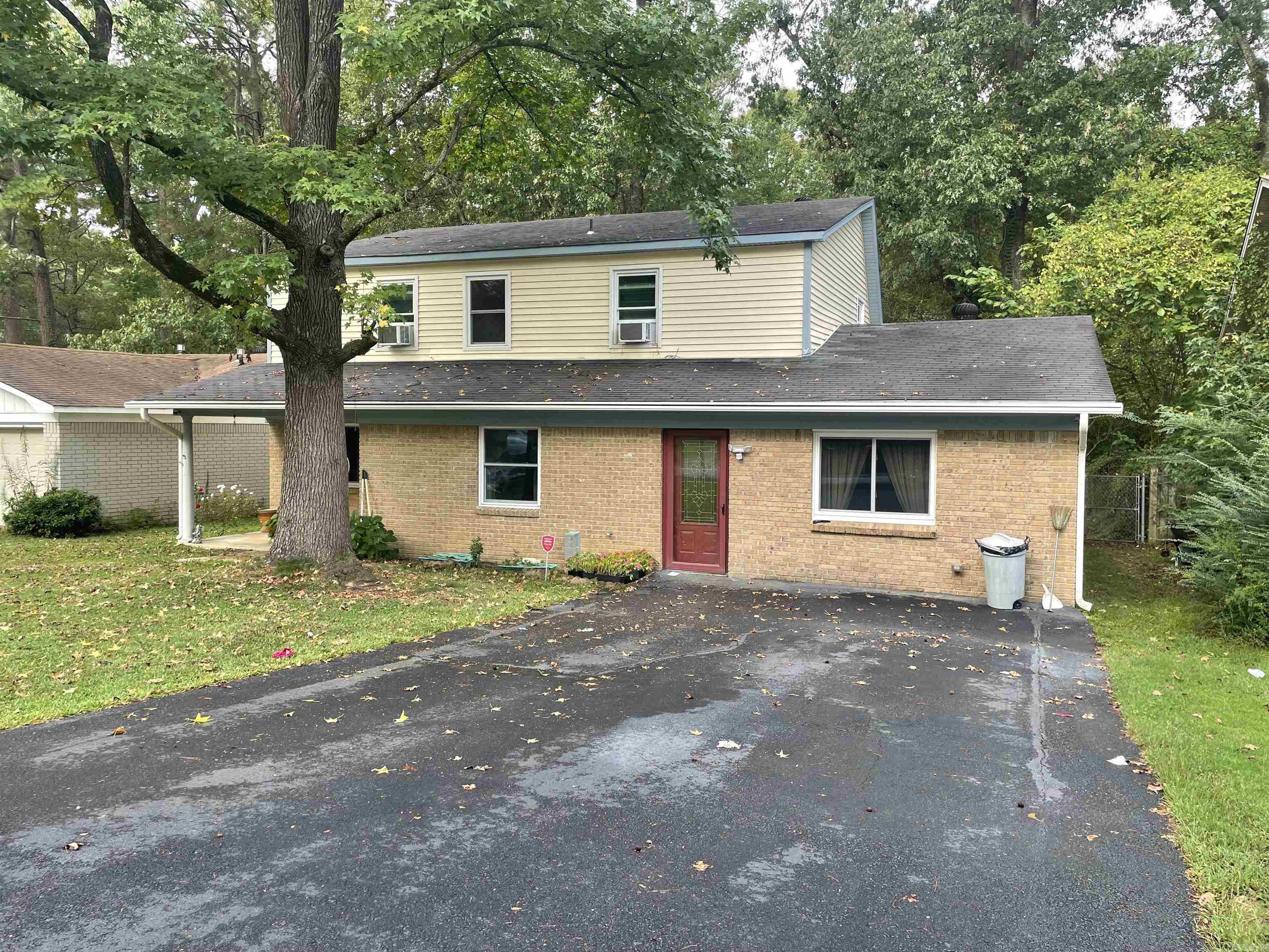 This is a Newly Updated 5 bedrooms, 2 full baths home. This home is spacious with plenty of windows for the natural sunlight. Fenced in backyard with large storage building.