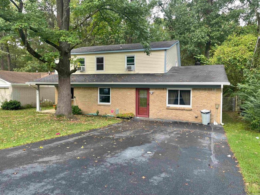 This is a Newly Updated 5 bedrooms, 2 full baths home. This home is spacious with plenty of windows for the natural sunlight. Fenced in backyard with large storage building.