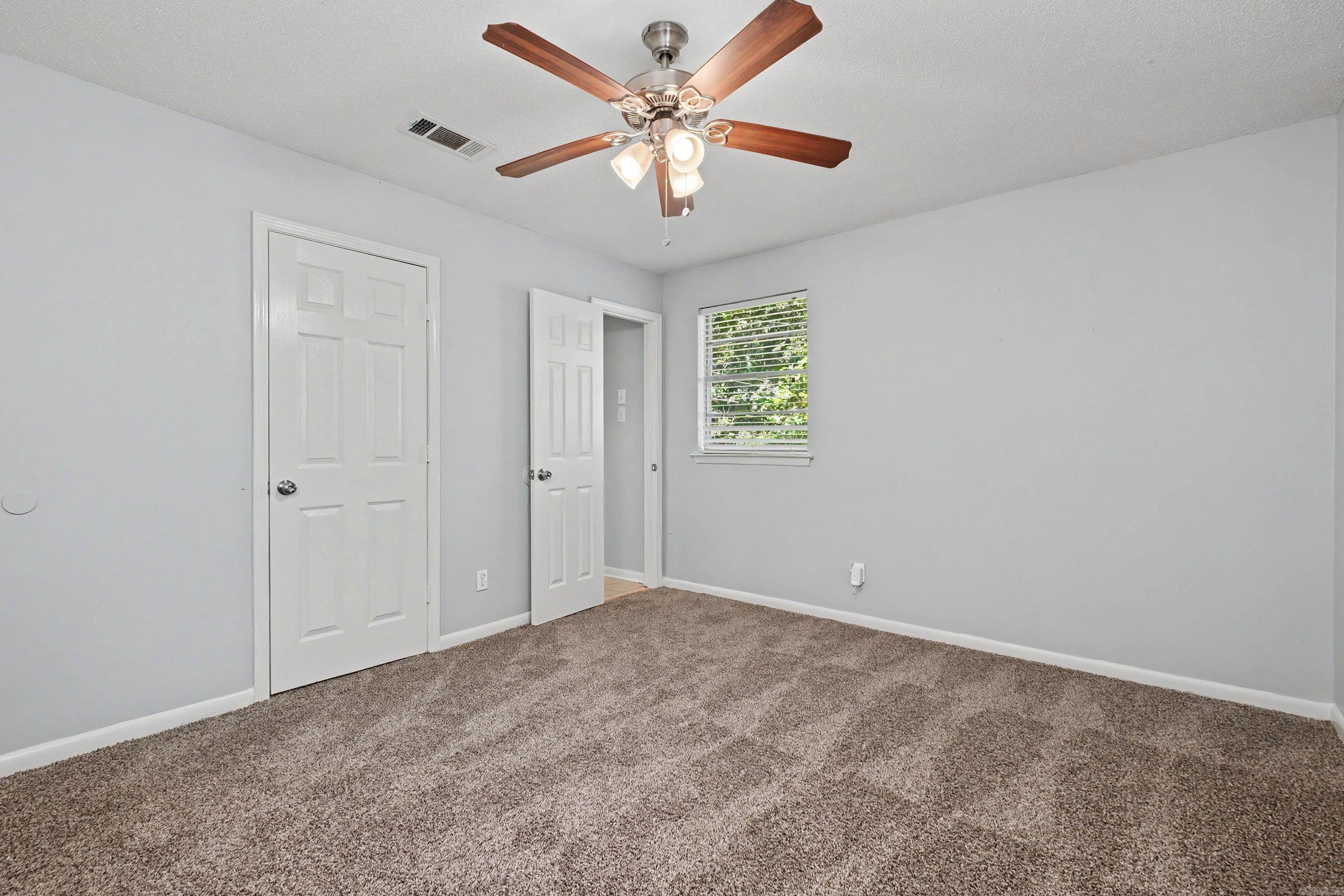 VERVACK HILLS - Residential