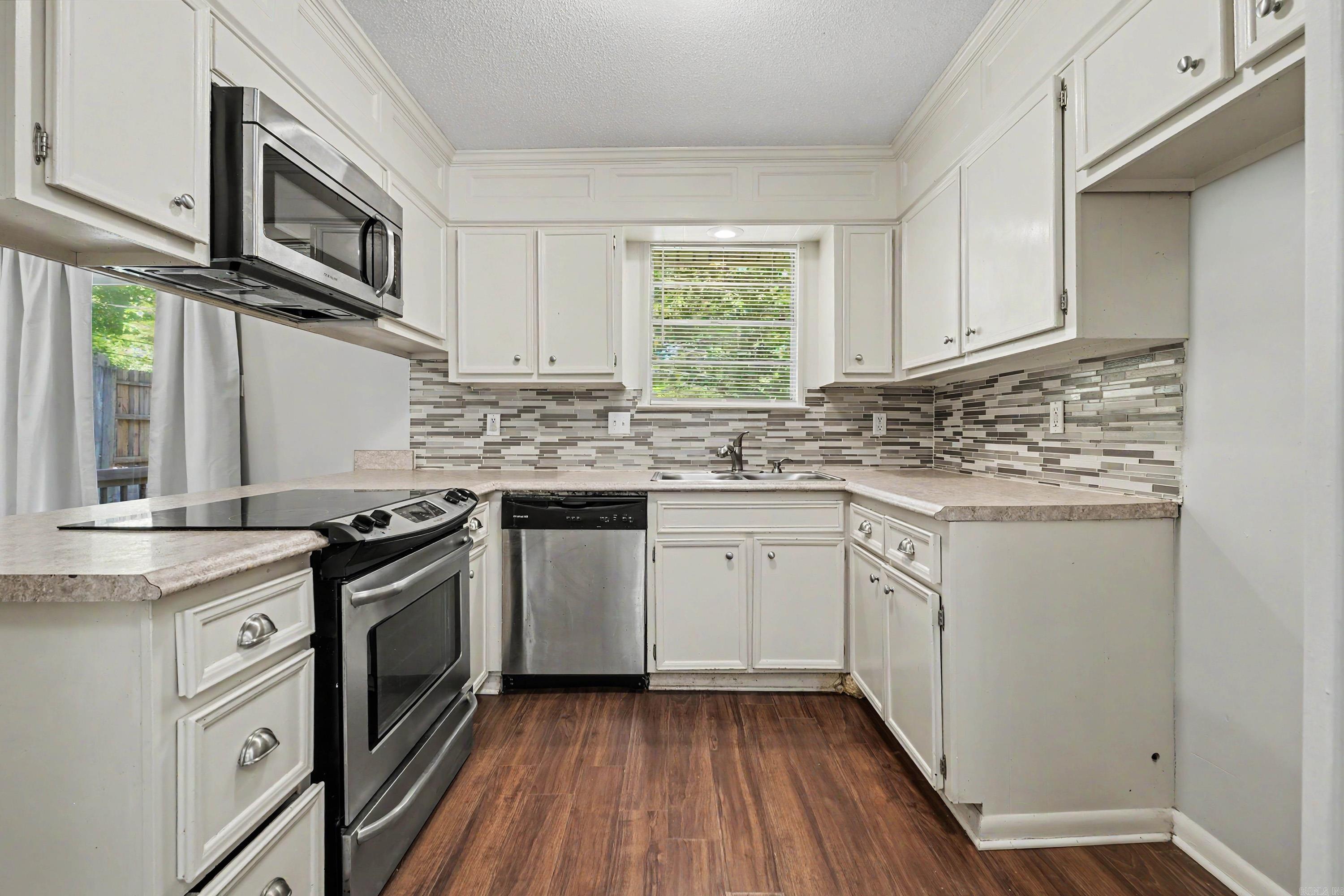 VERVACK HILLS - Residential