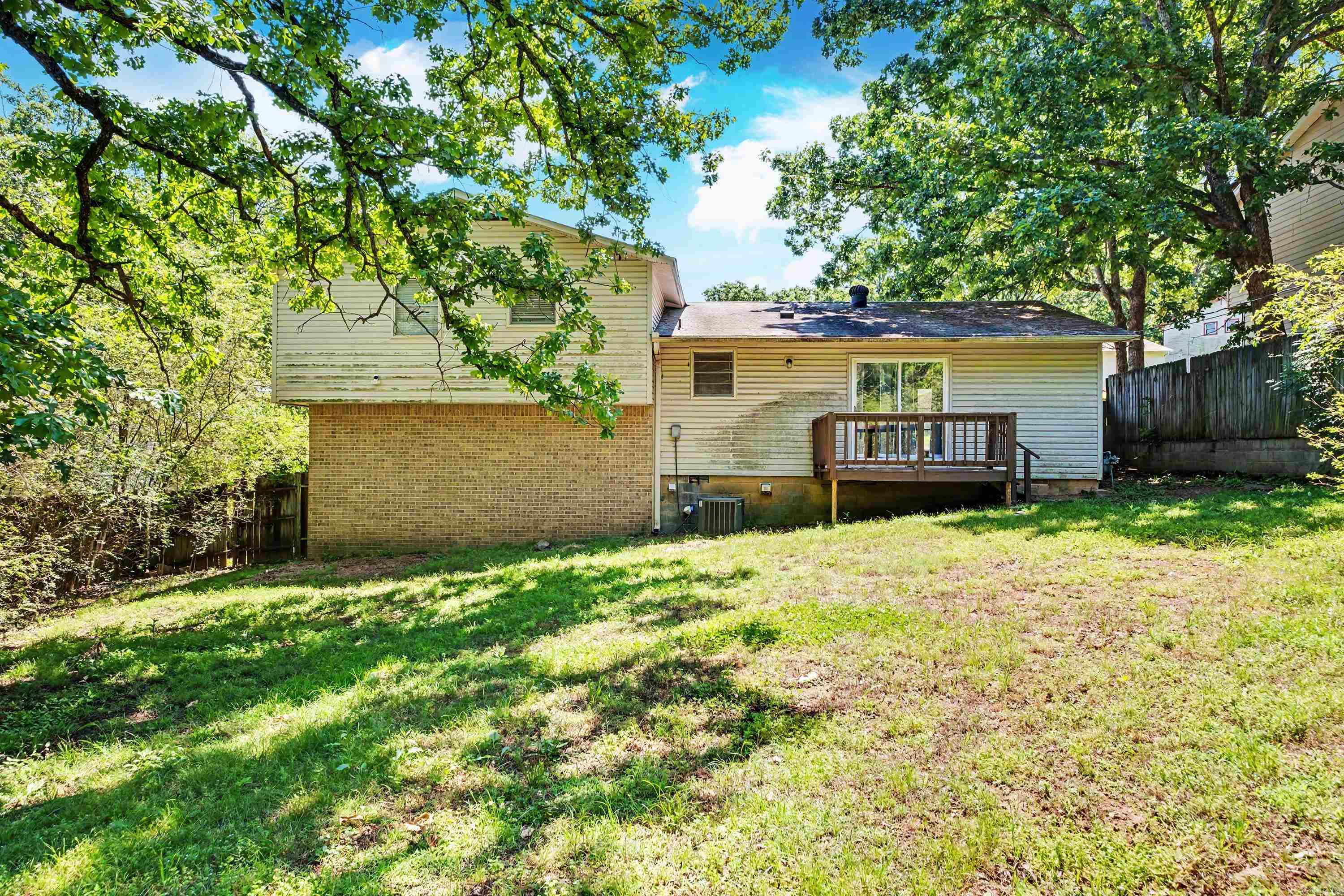 VERVACK HILLS - Residential