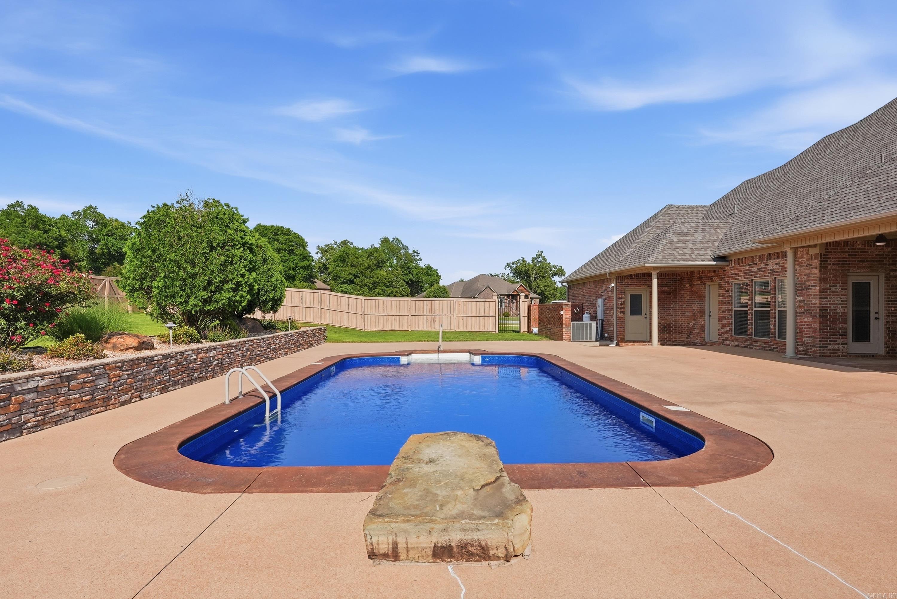 GREYSTONE - Residential