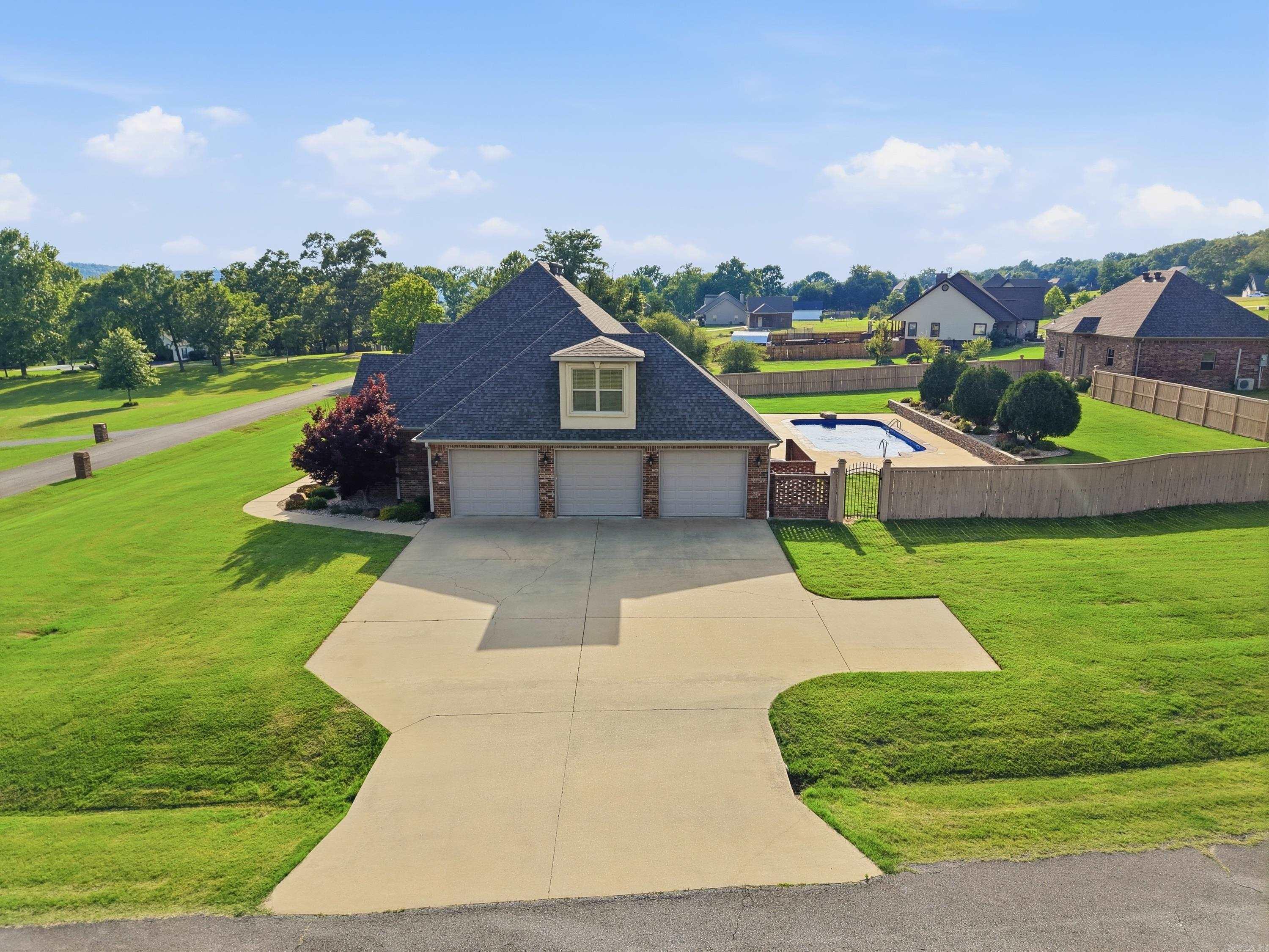 GREYSTONE - Residential