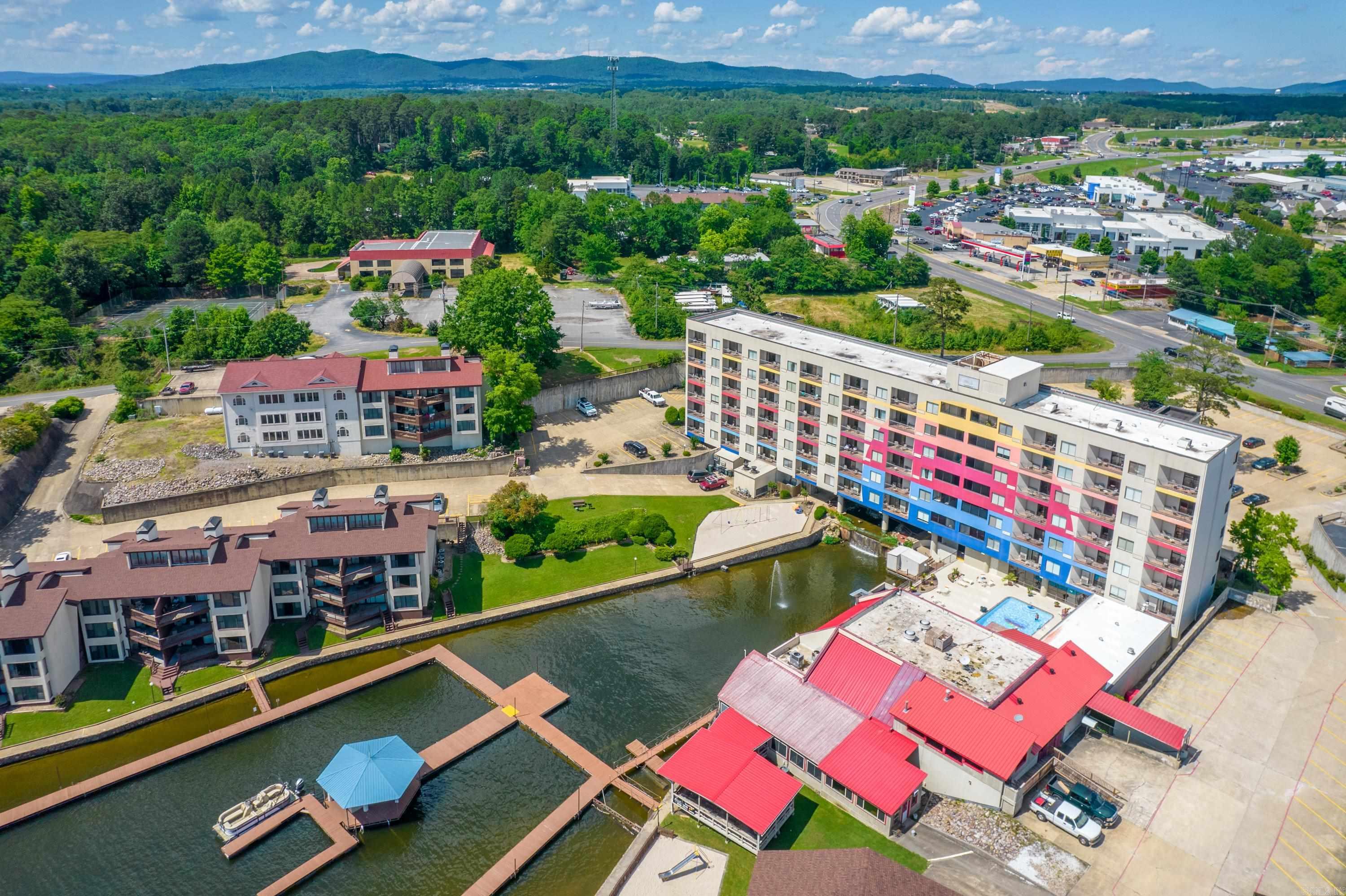 VISTA VILLAS at SUNBAY HPR - Residential