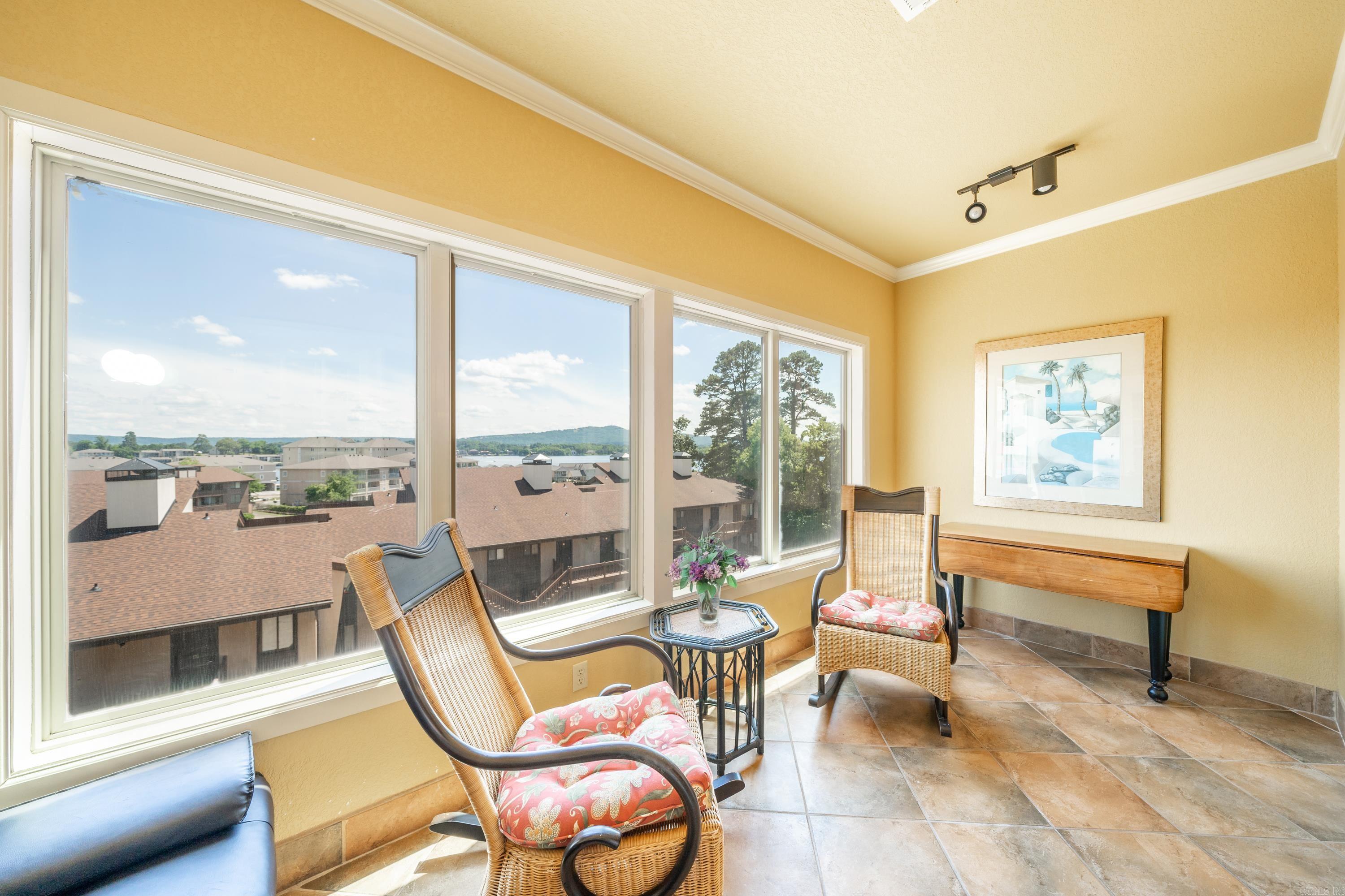 VISTA VILLAS at SUNBAY HPR - Residential