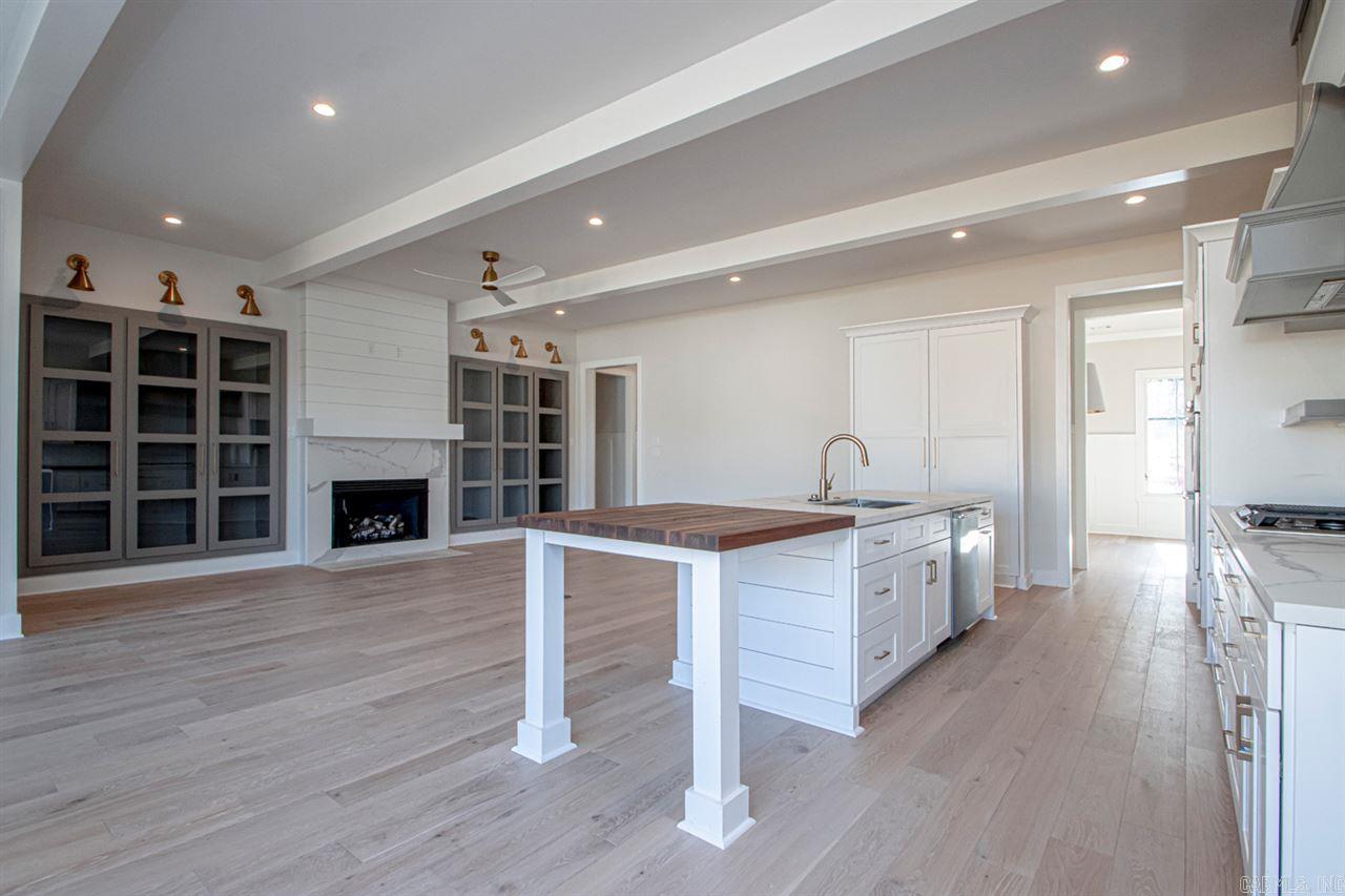 Hollywood - Residential