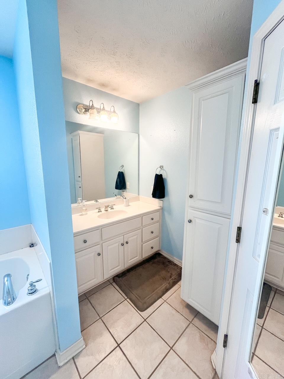 COLONY WEST S/D - Residential