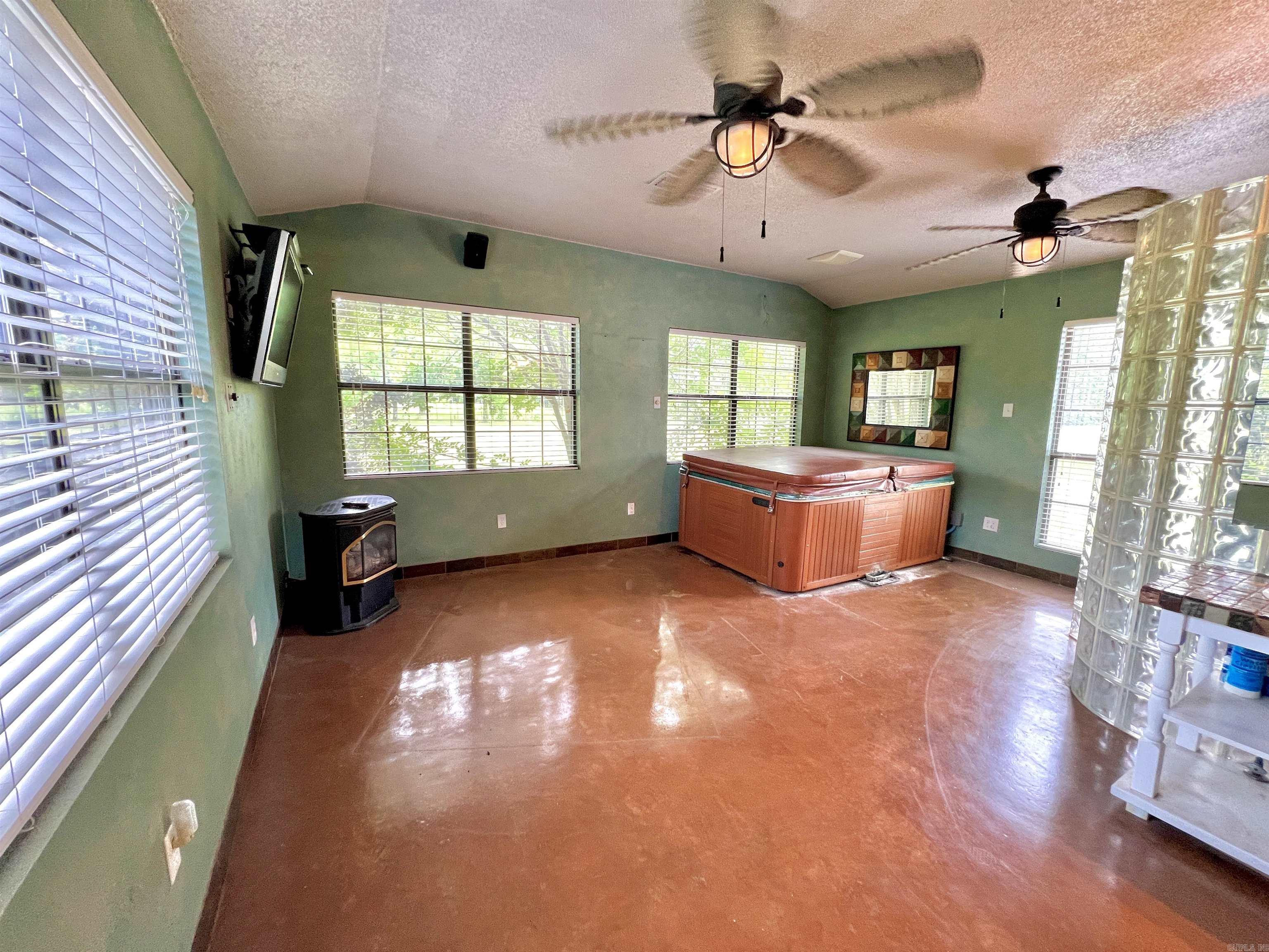 HOOVER FARMS - Residential