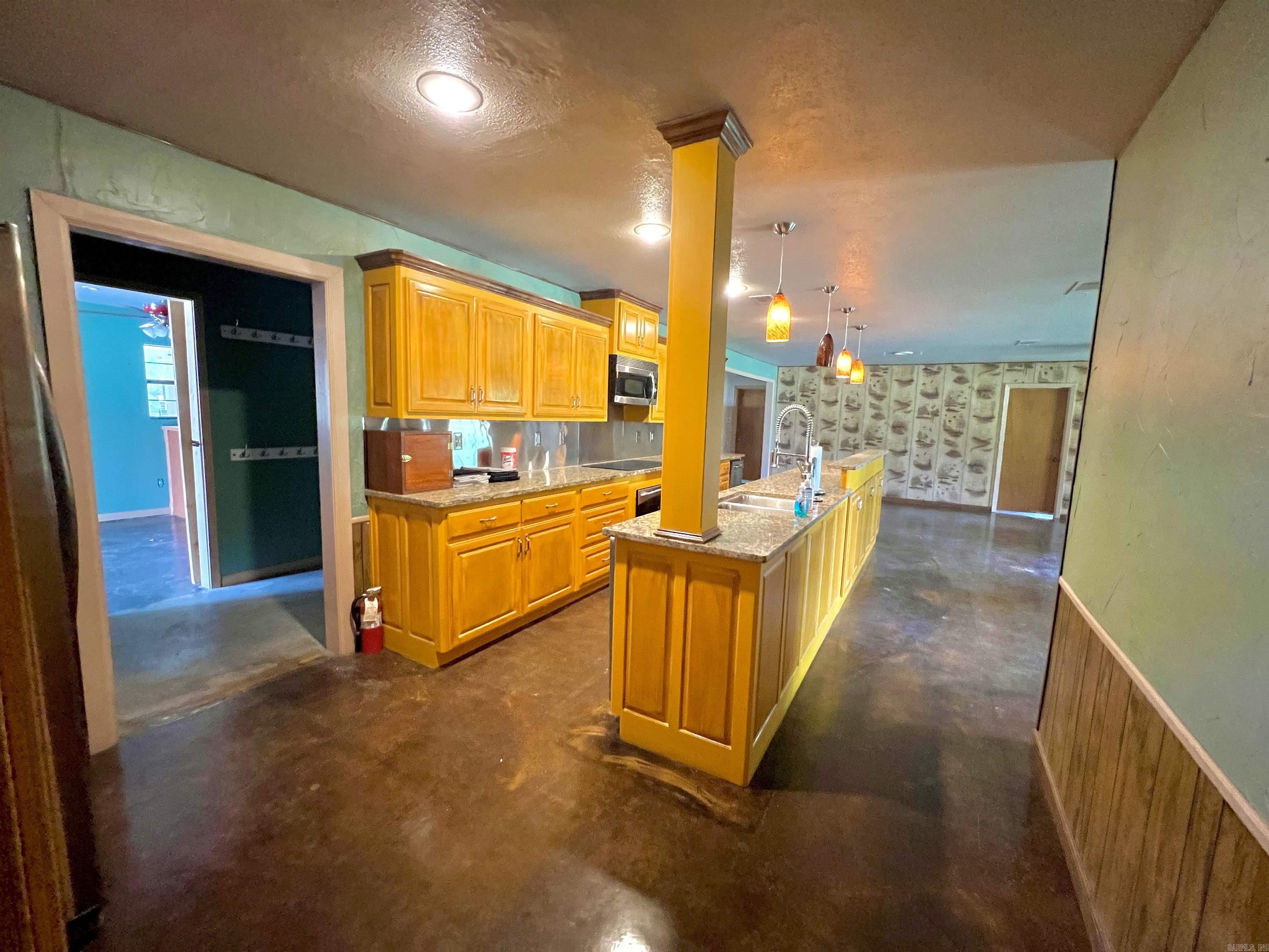 HOOVER FARMS - Residential