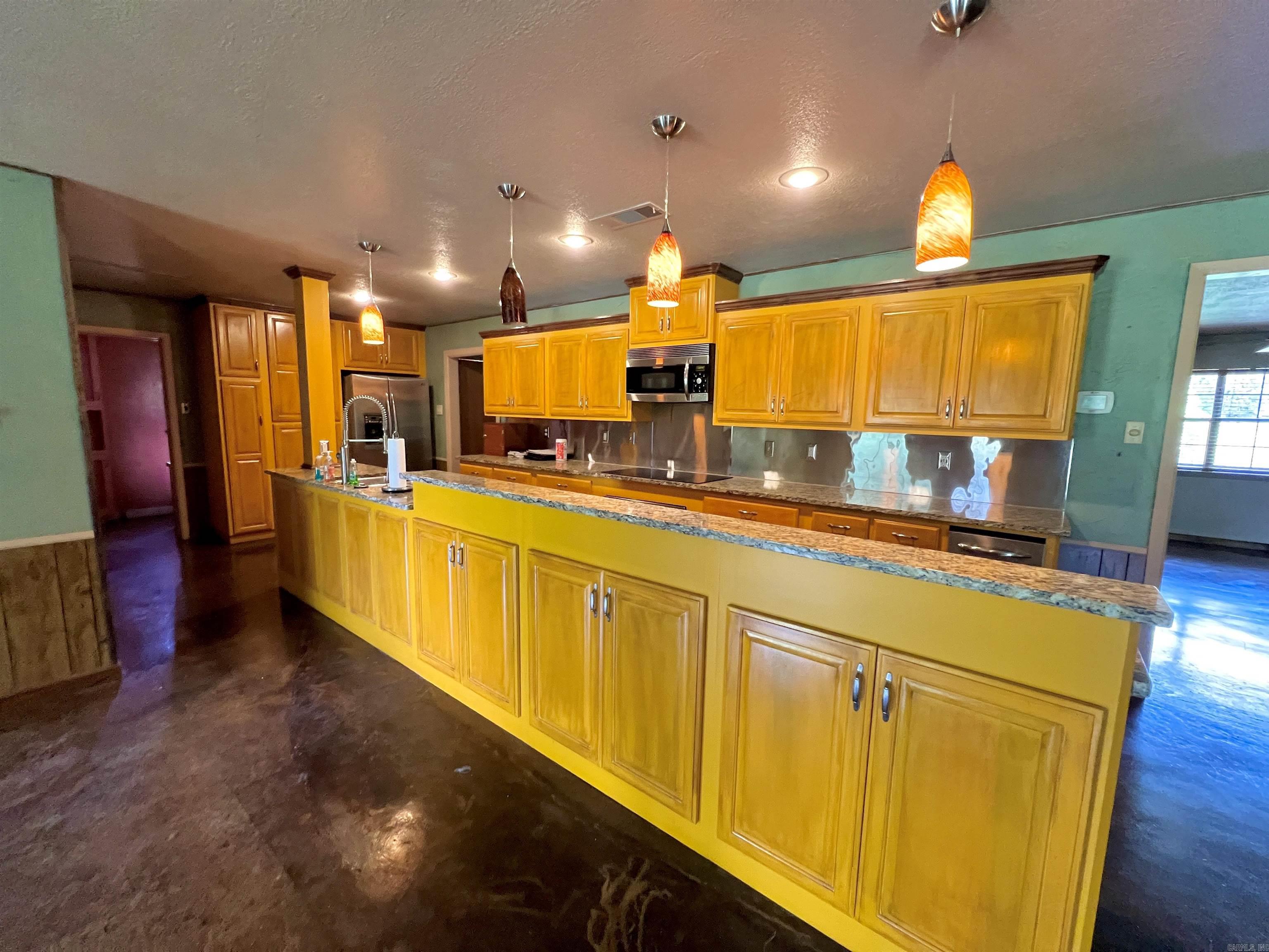 HOOVER FARMS - Residential