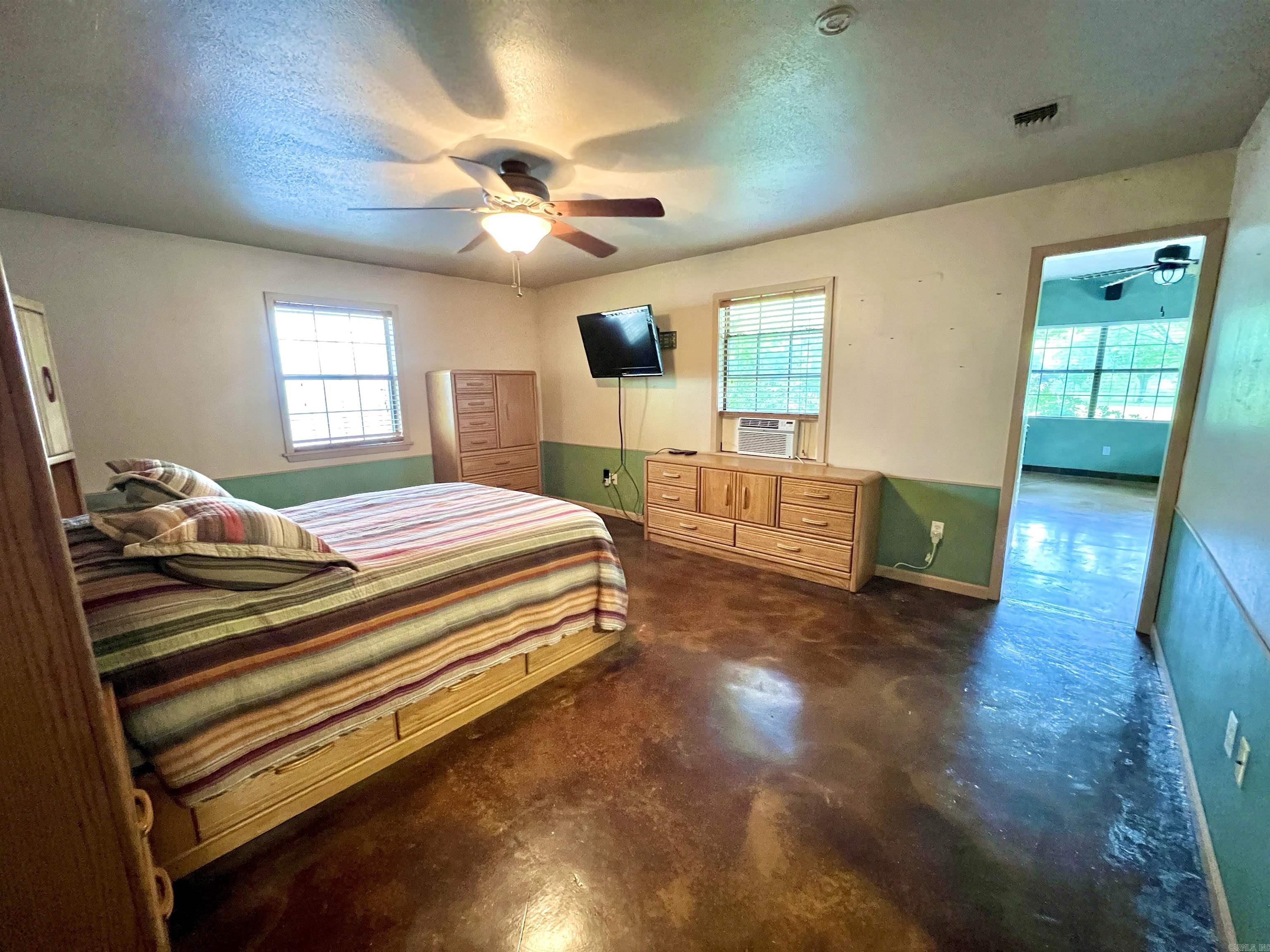 HOOVER FARMS - Residential