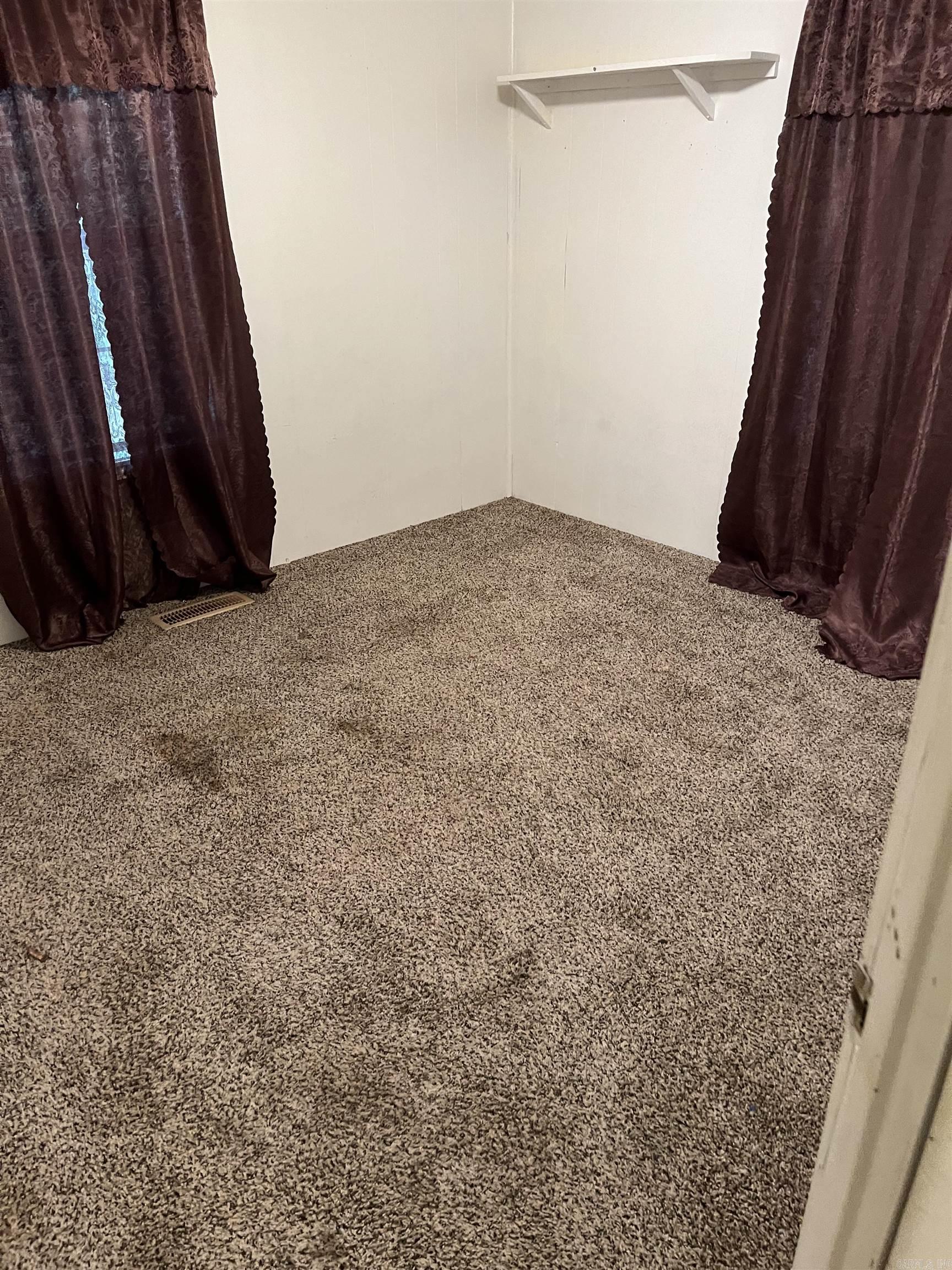 nil - Residential Lease