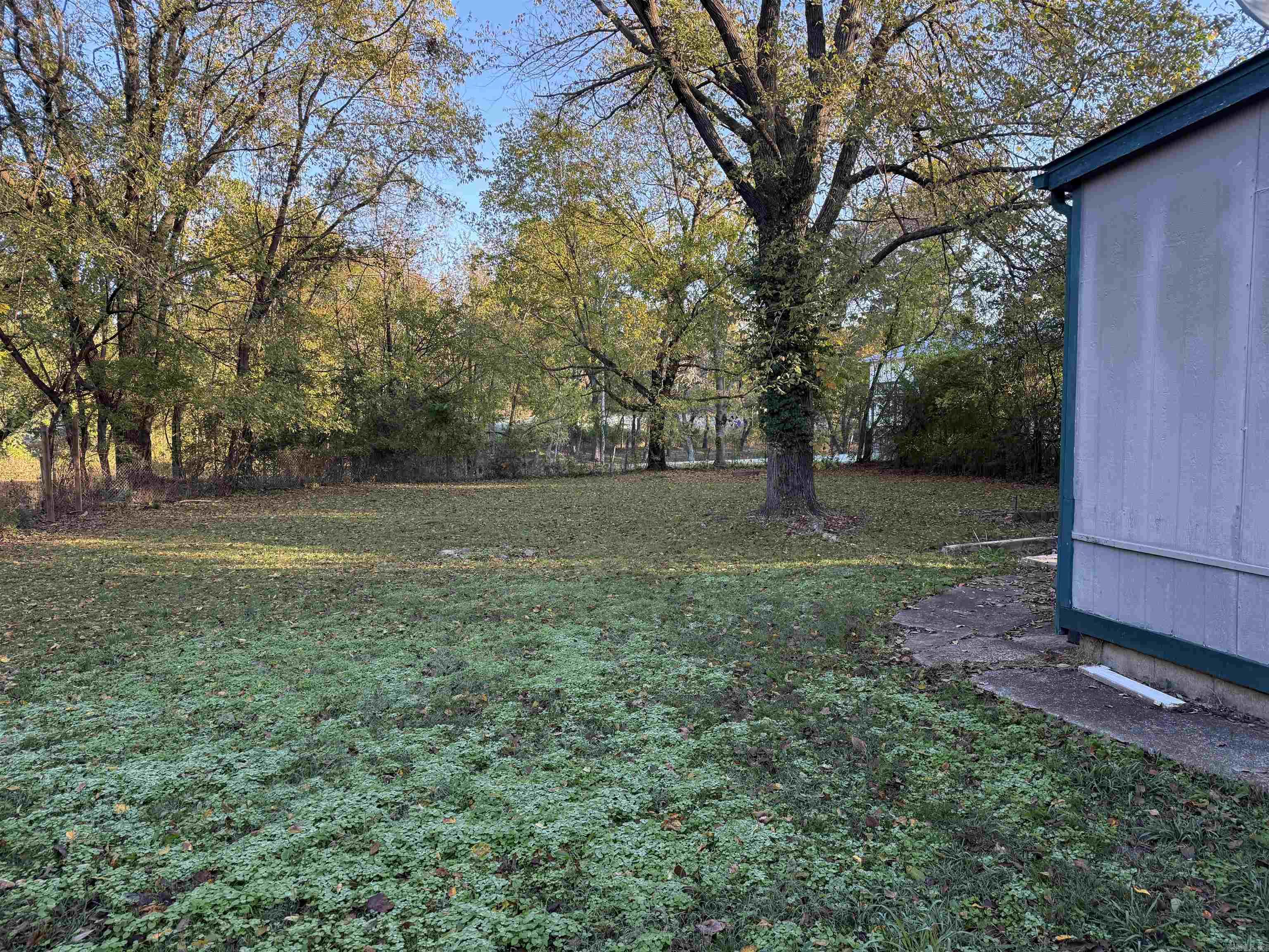 nil - Residential Lease