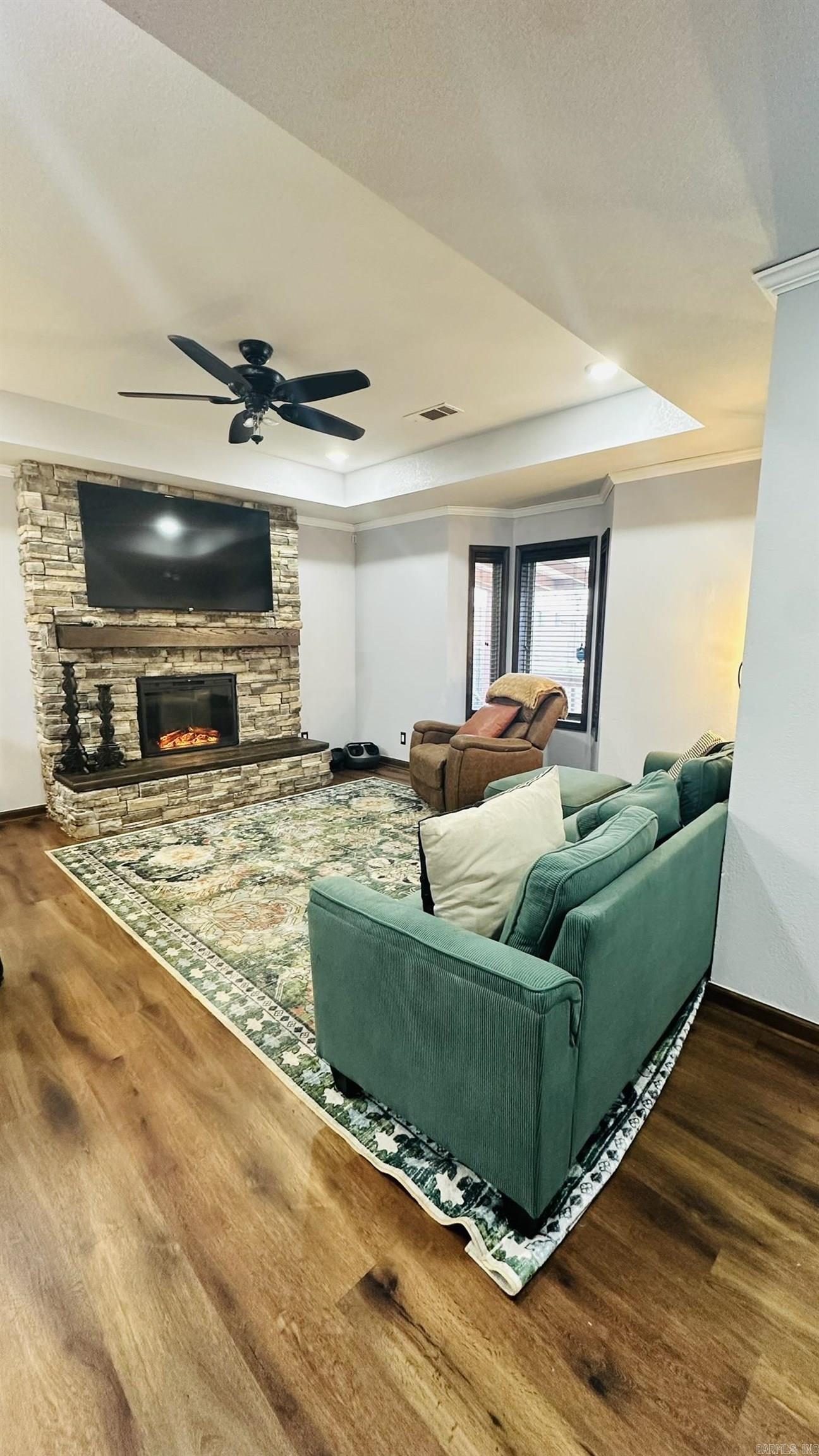 SUSAN MONTGOMERYS - Residential