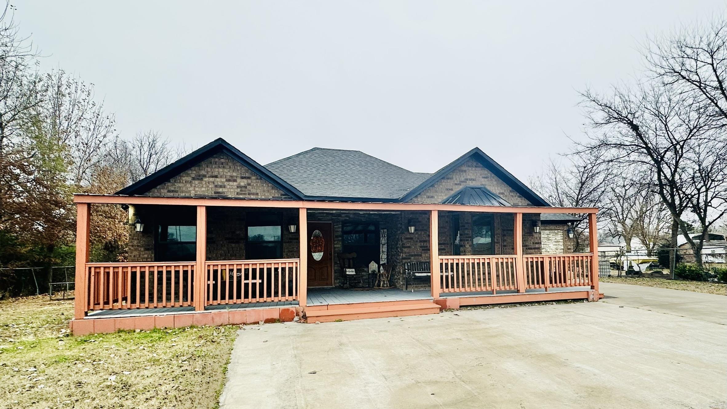 SUSAN MONTGOMERYS - Residential