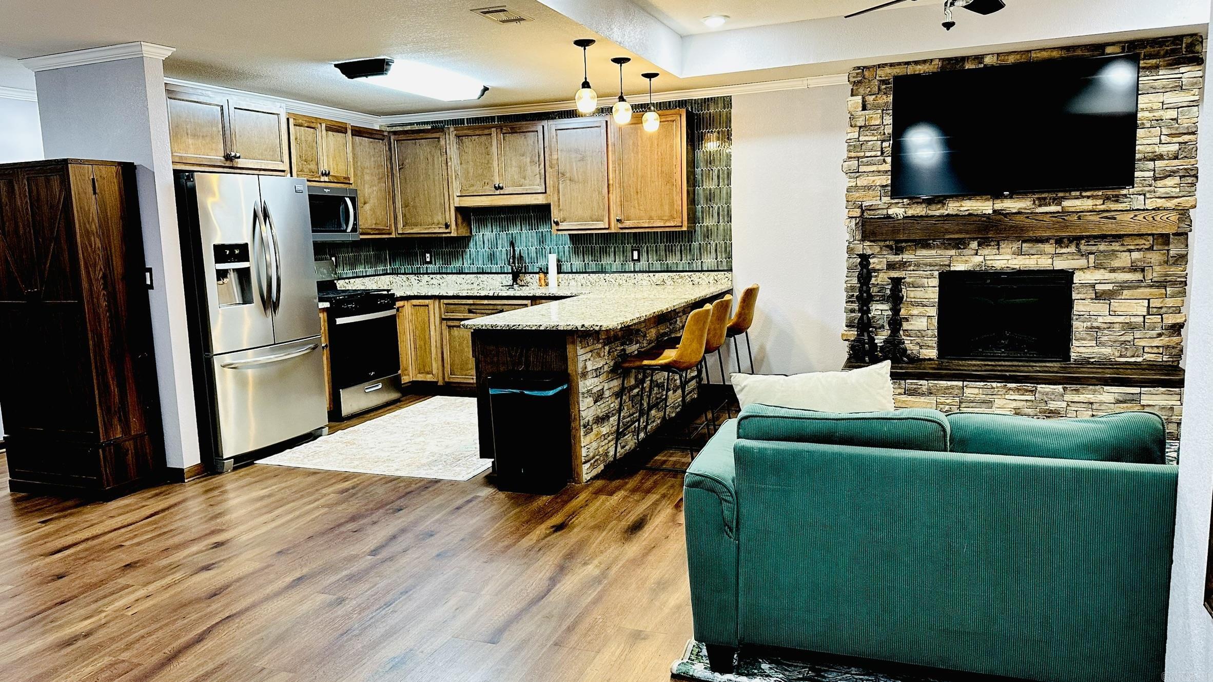 SUSAN MONTGOMERYS - Residential