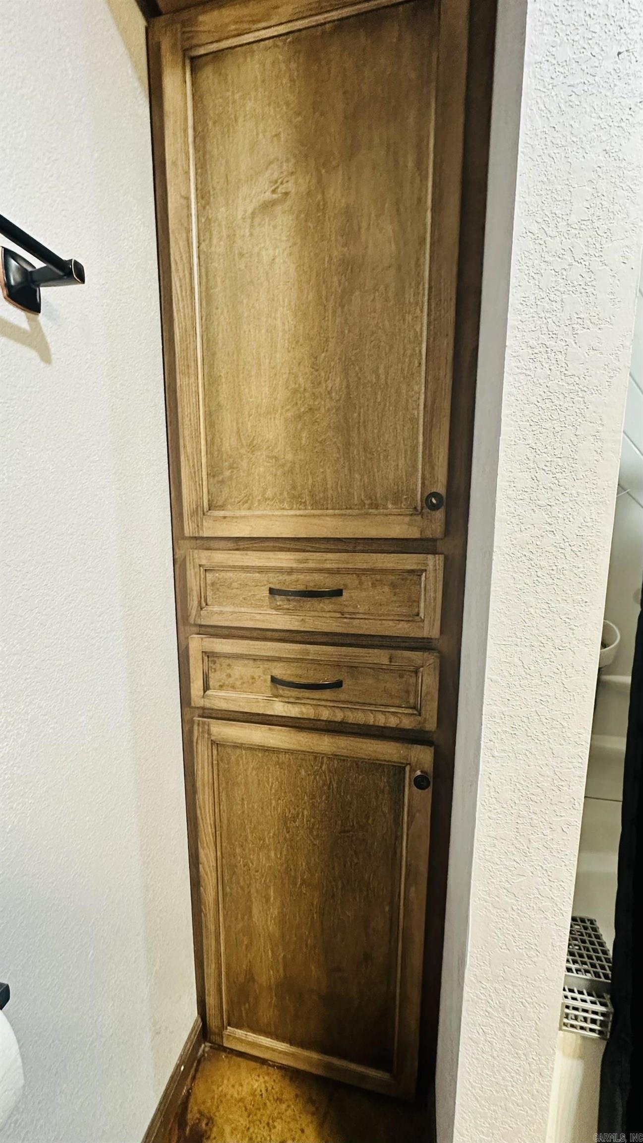 SUSAN MONTGOMERYS - Residential