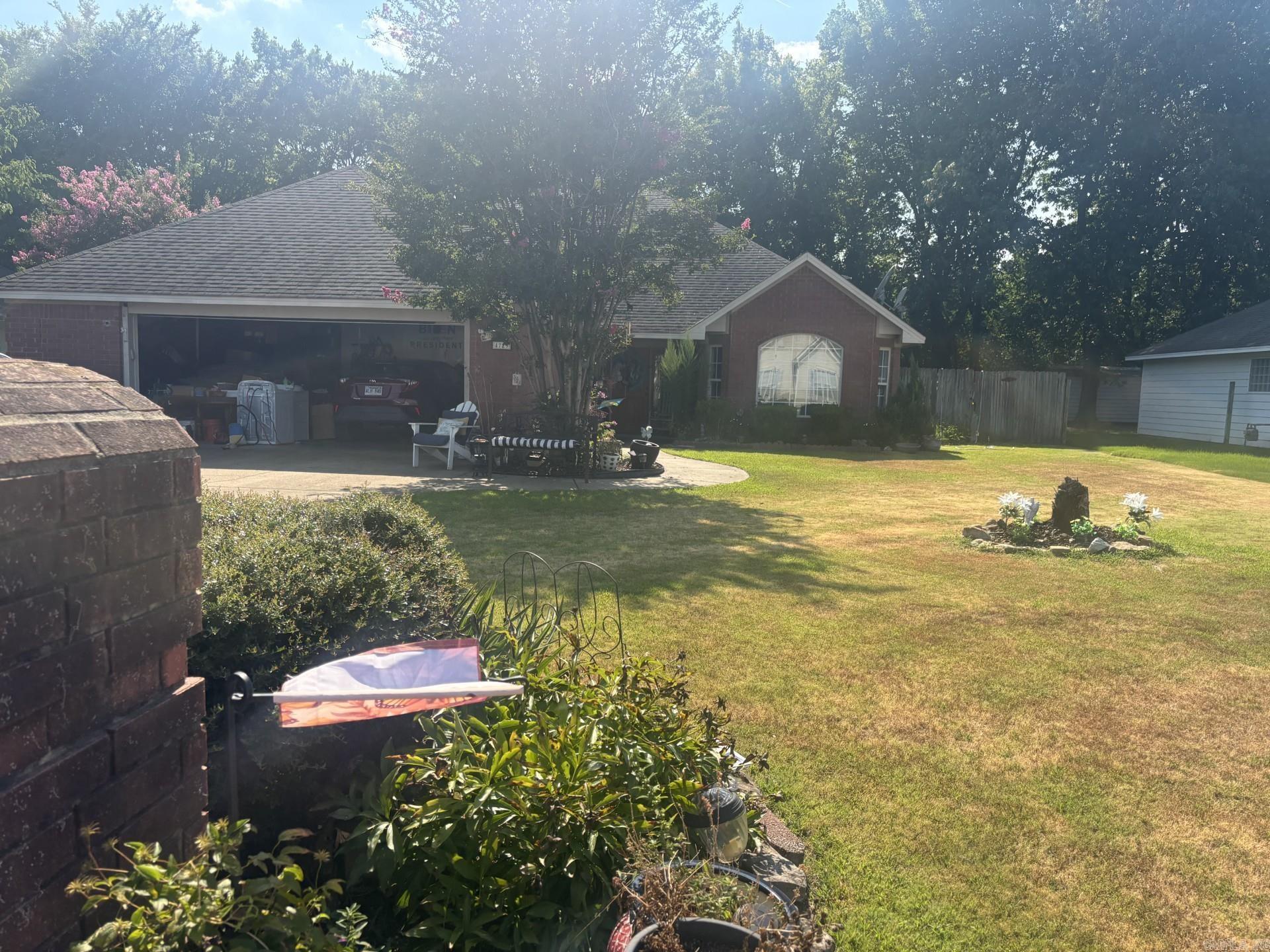 COLONY PARK - Residential