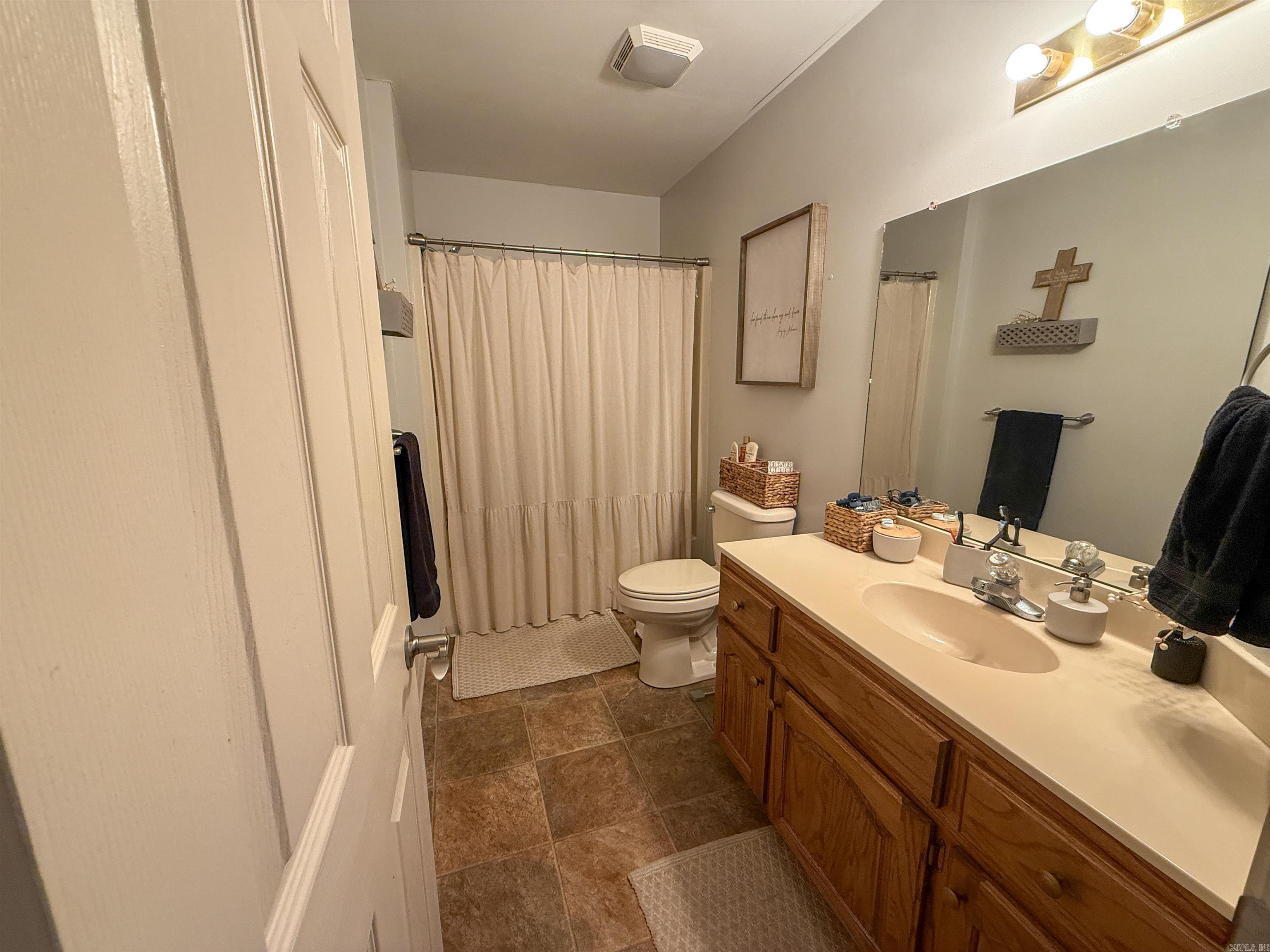 LAKEHILL - Residential