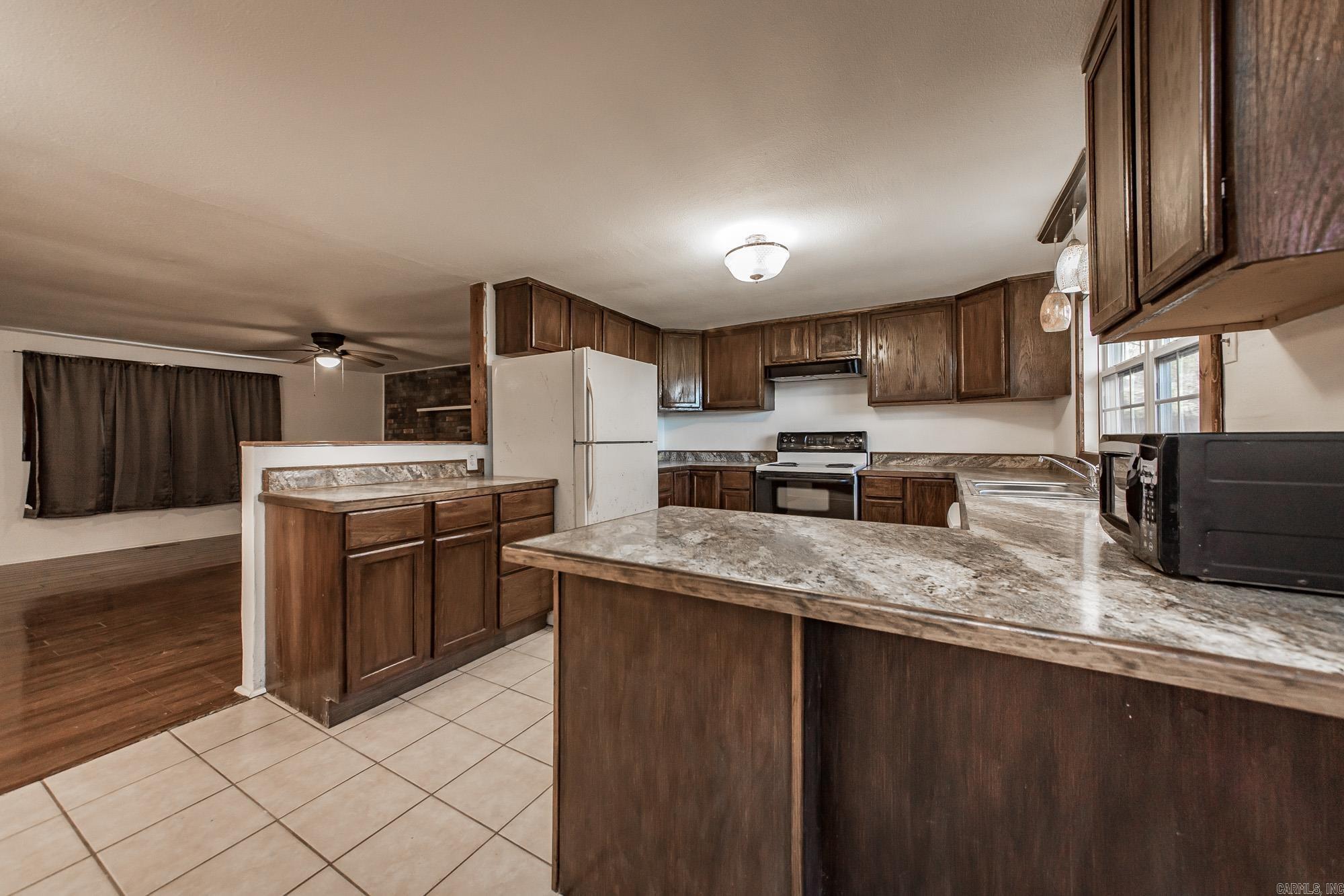 OAKDALE (MAGNET) - Residential