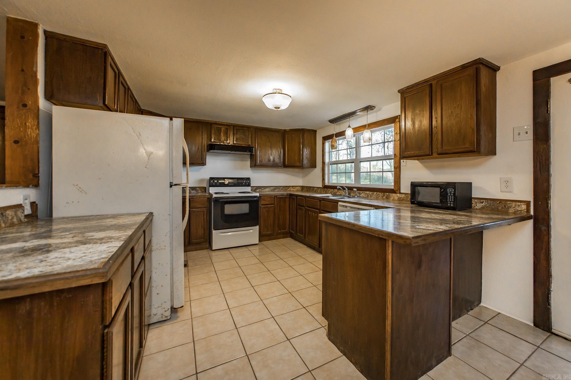 OAKDALE (MAGNET) - Residential