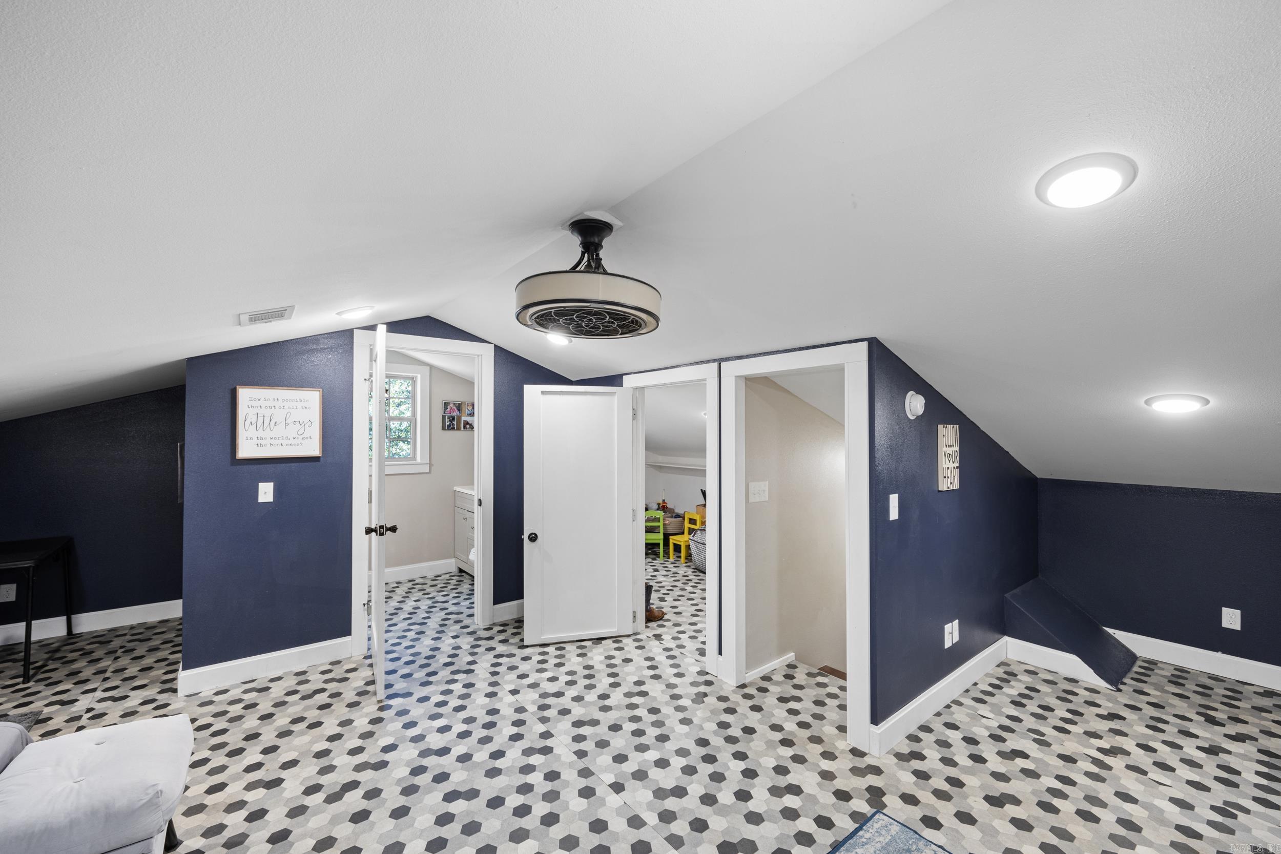 BECKET CREEK - Residential