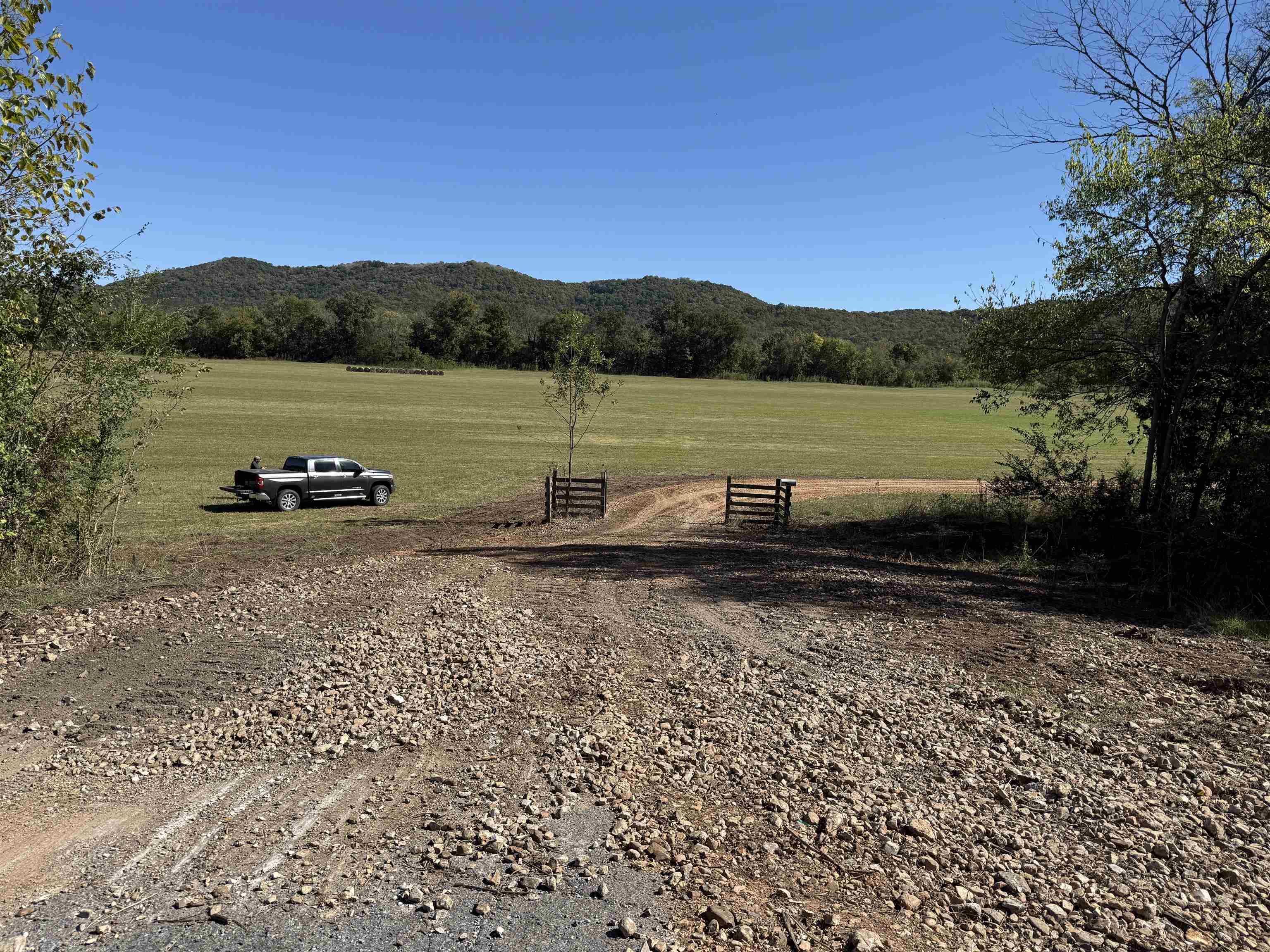 Metes & Bounds - Land