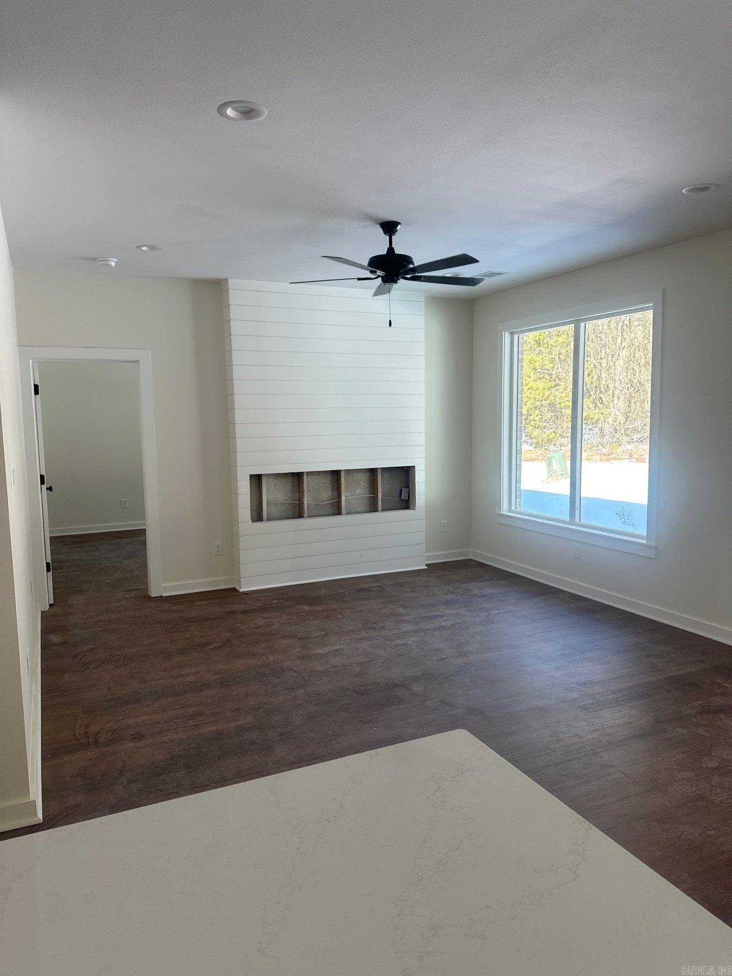 WOODLANDS CHALETS - Residential