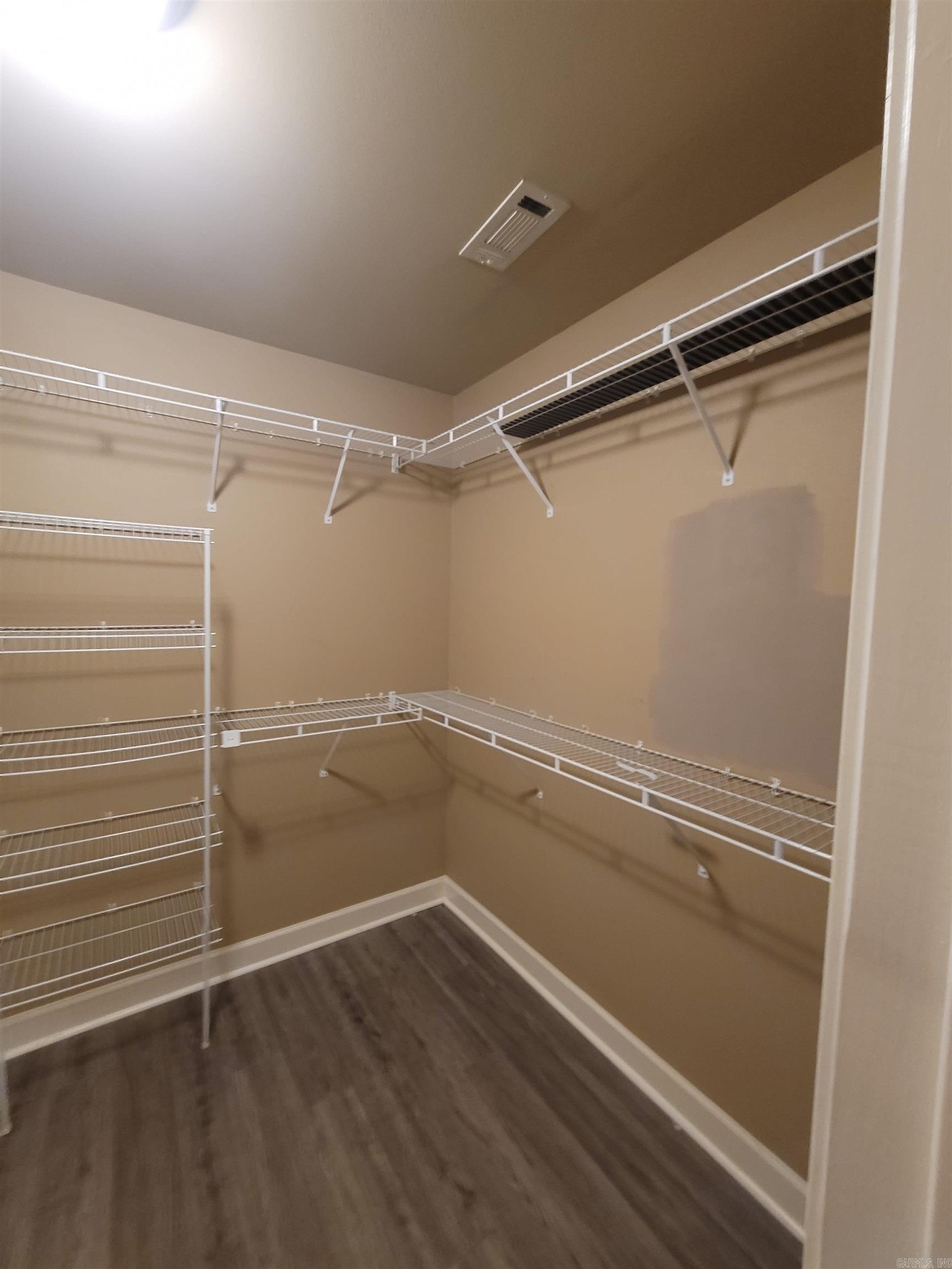 Brady Meadows - Residential Lease