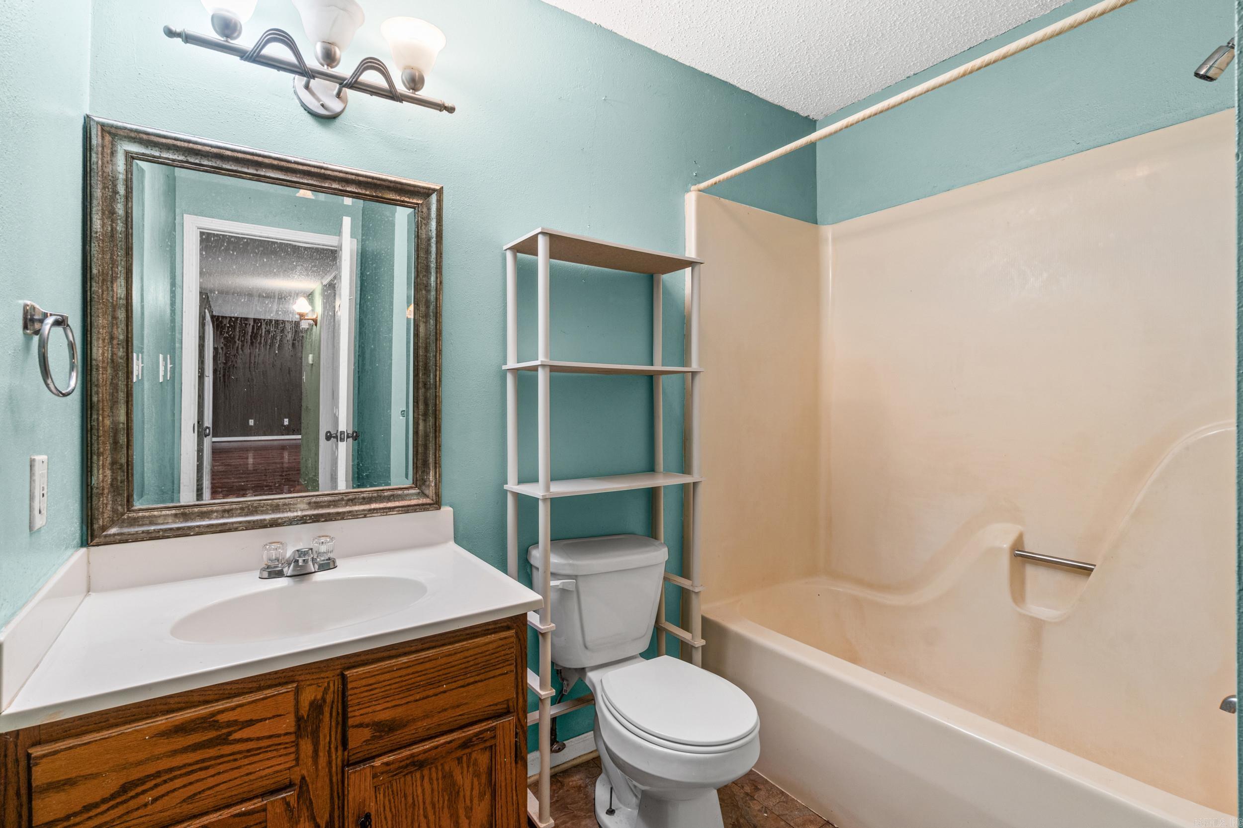 HARTWELL PLACE - Residential